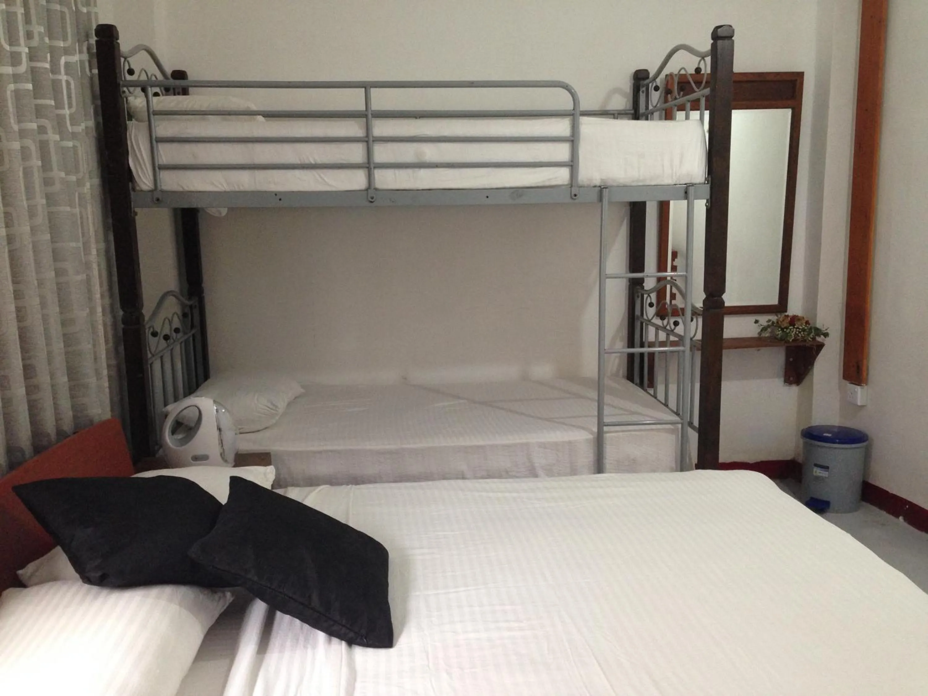 Bed in Cinnamon Airport Residencies