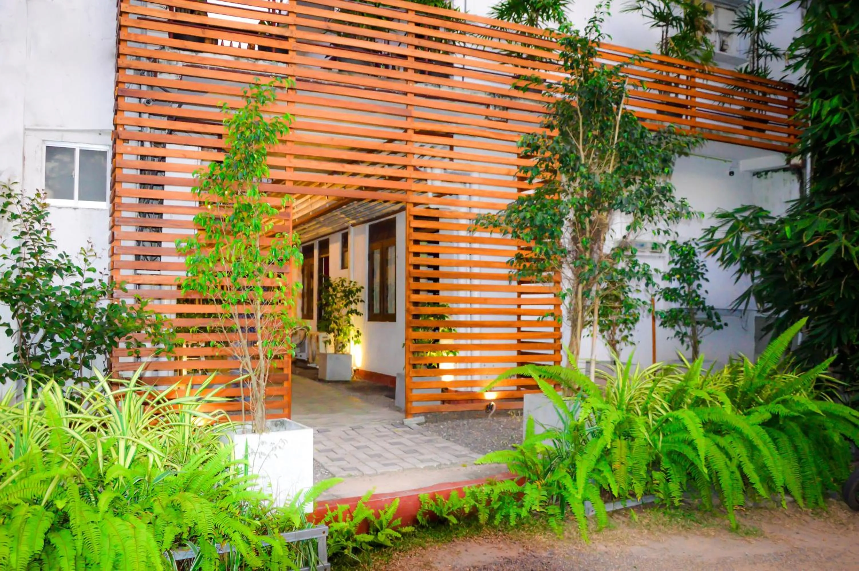 Cinnamon Airport Residencies