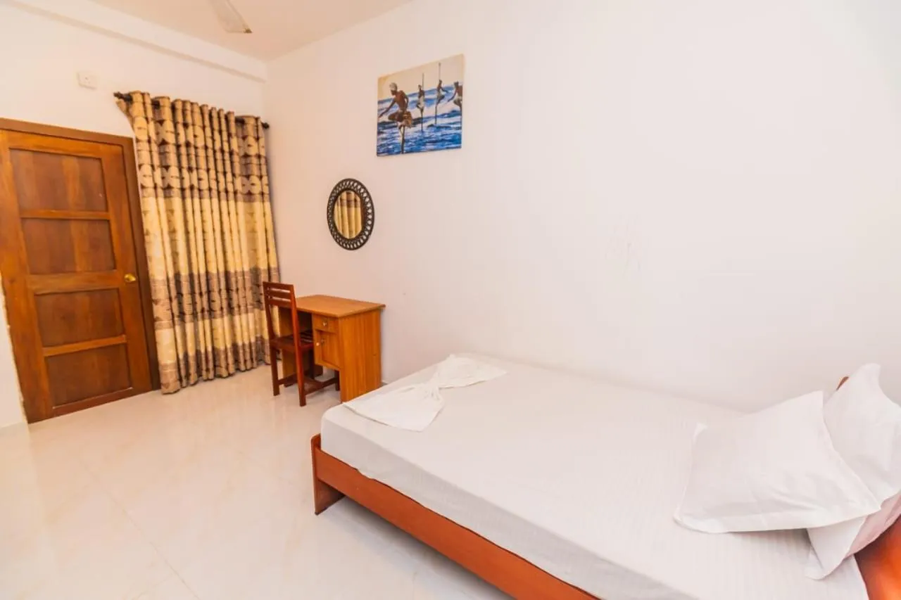 Bed in Cinnamon Airport Residencies