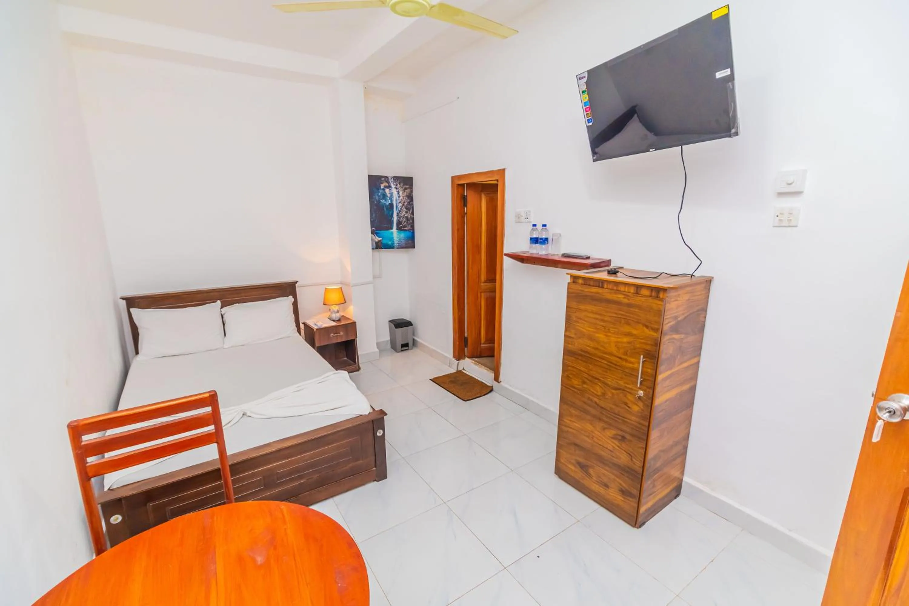 Bed in Cinnamon Airport Residencies