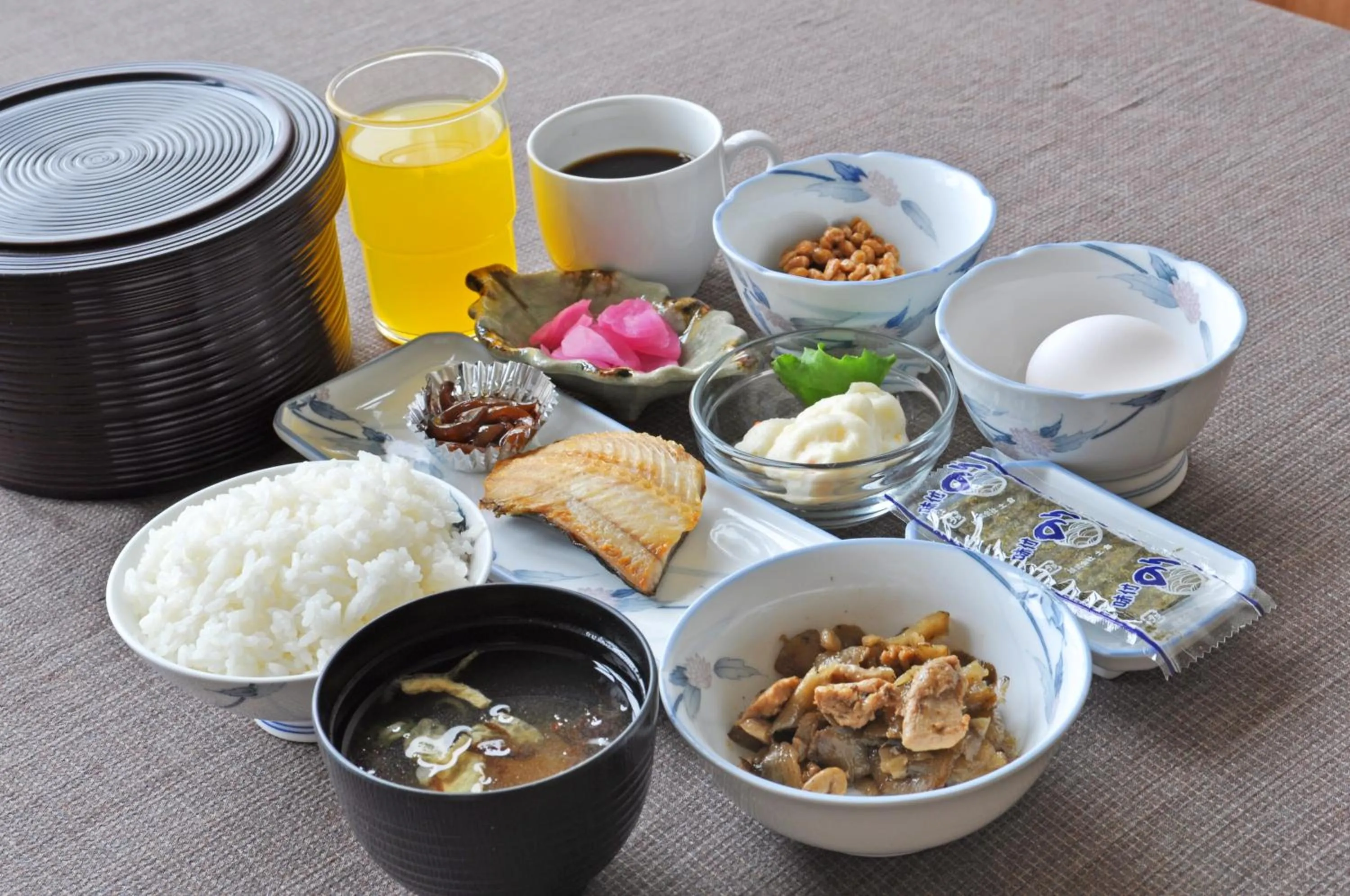 Asian breakfast in Kobushi no Yu Atsuma