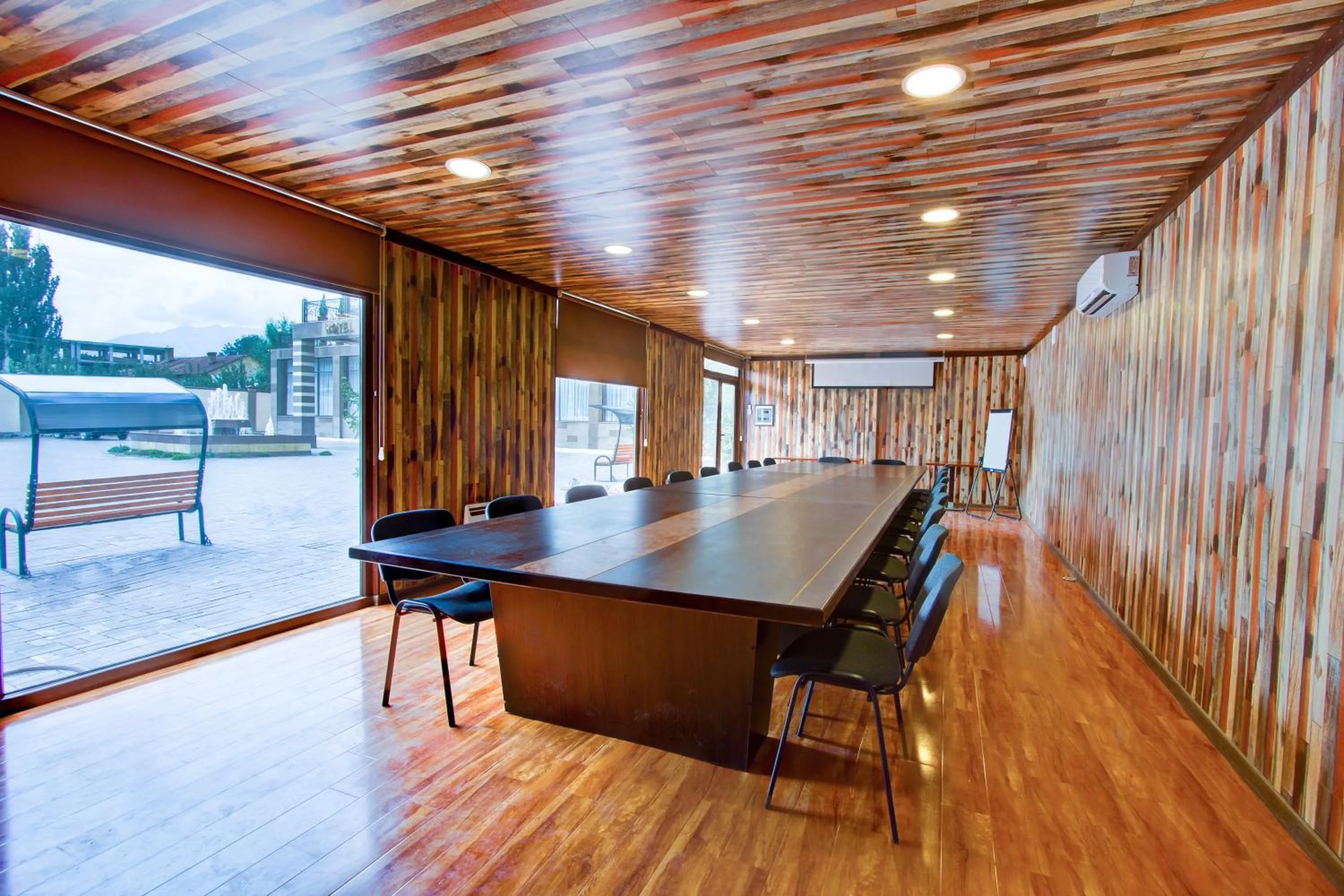 Area and facilities in Karagat Hotel