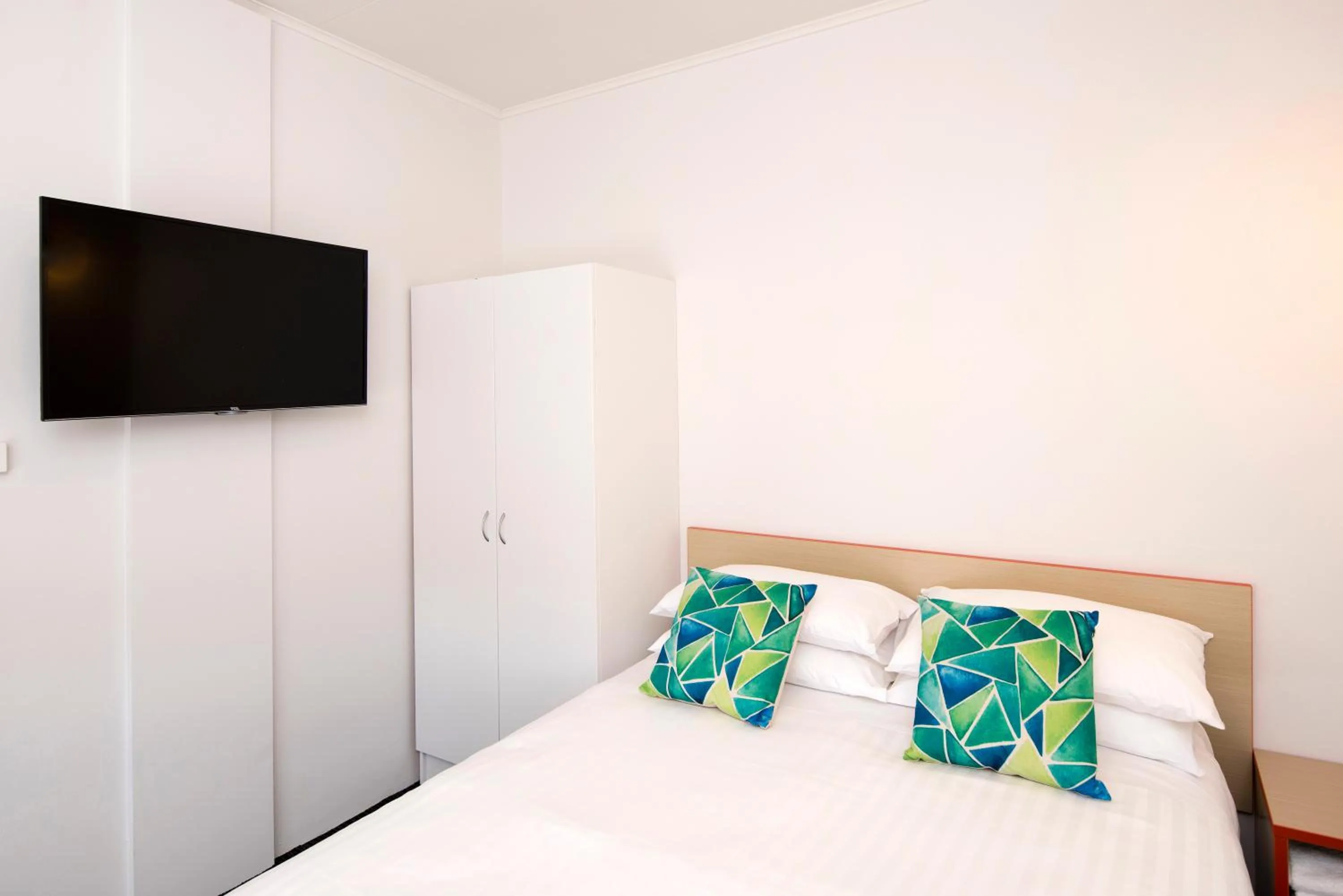 Bed in Mowbray Hotel