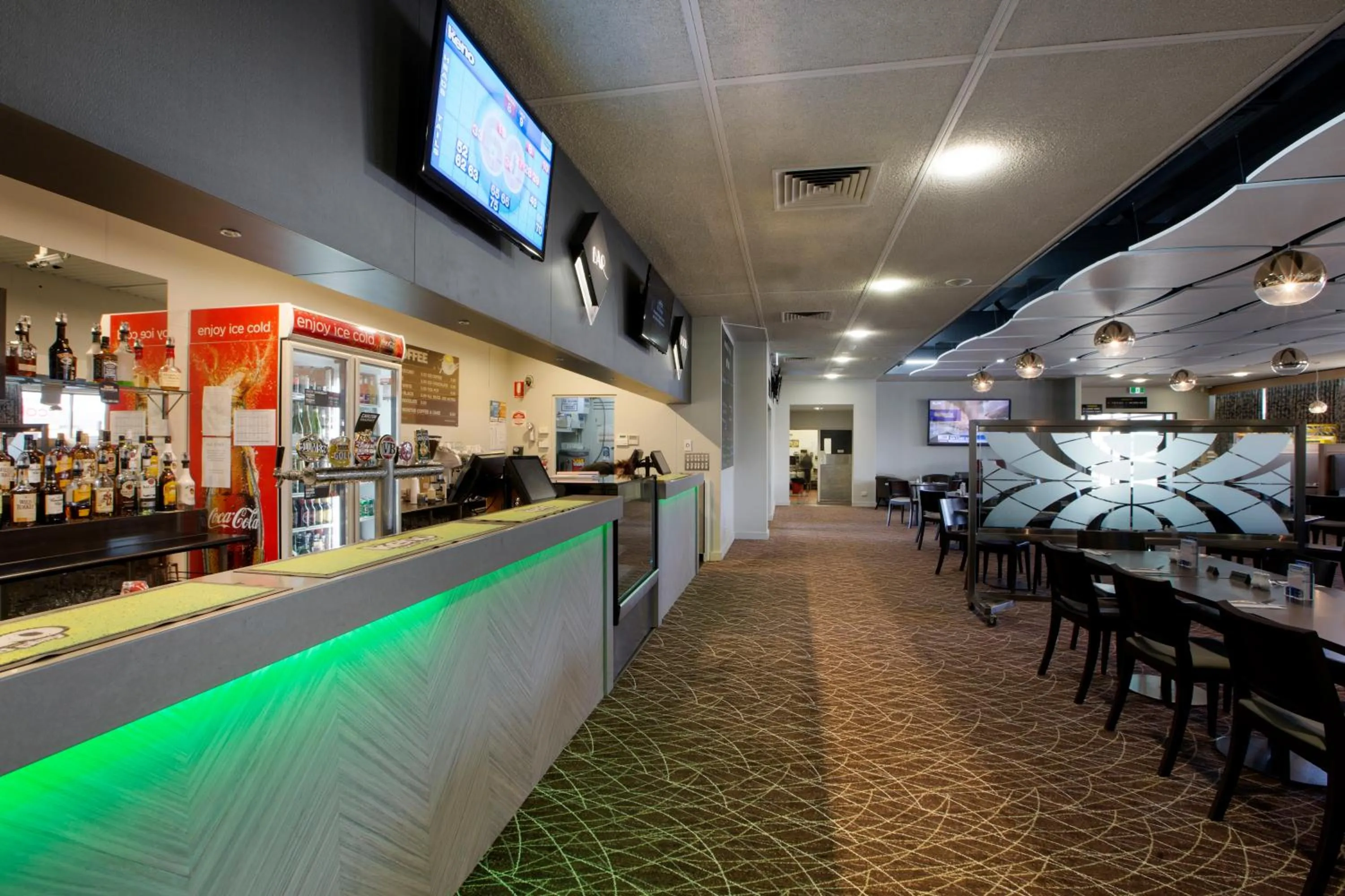 Restaurant/places to eat in Mowbray Hotel