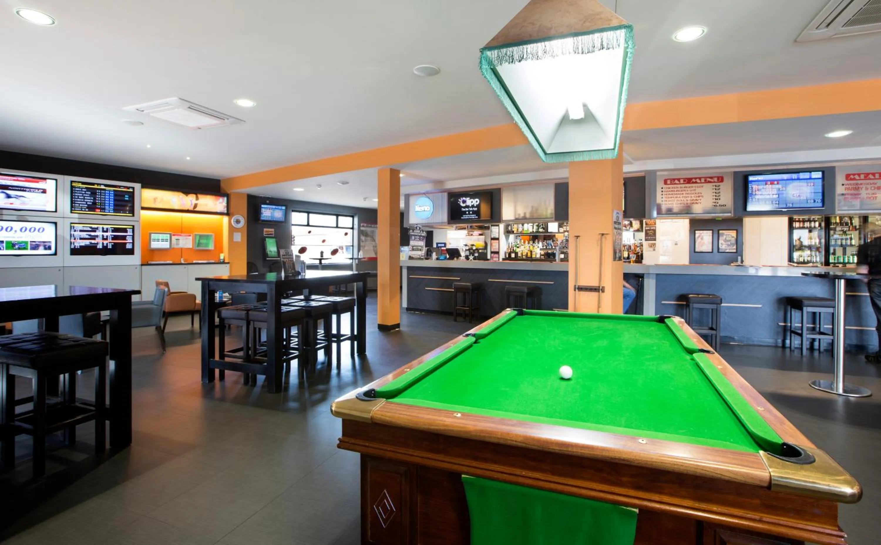 Lounge or bar in Mowbray Hotel