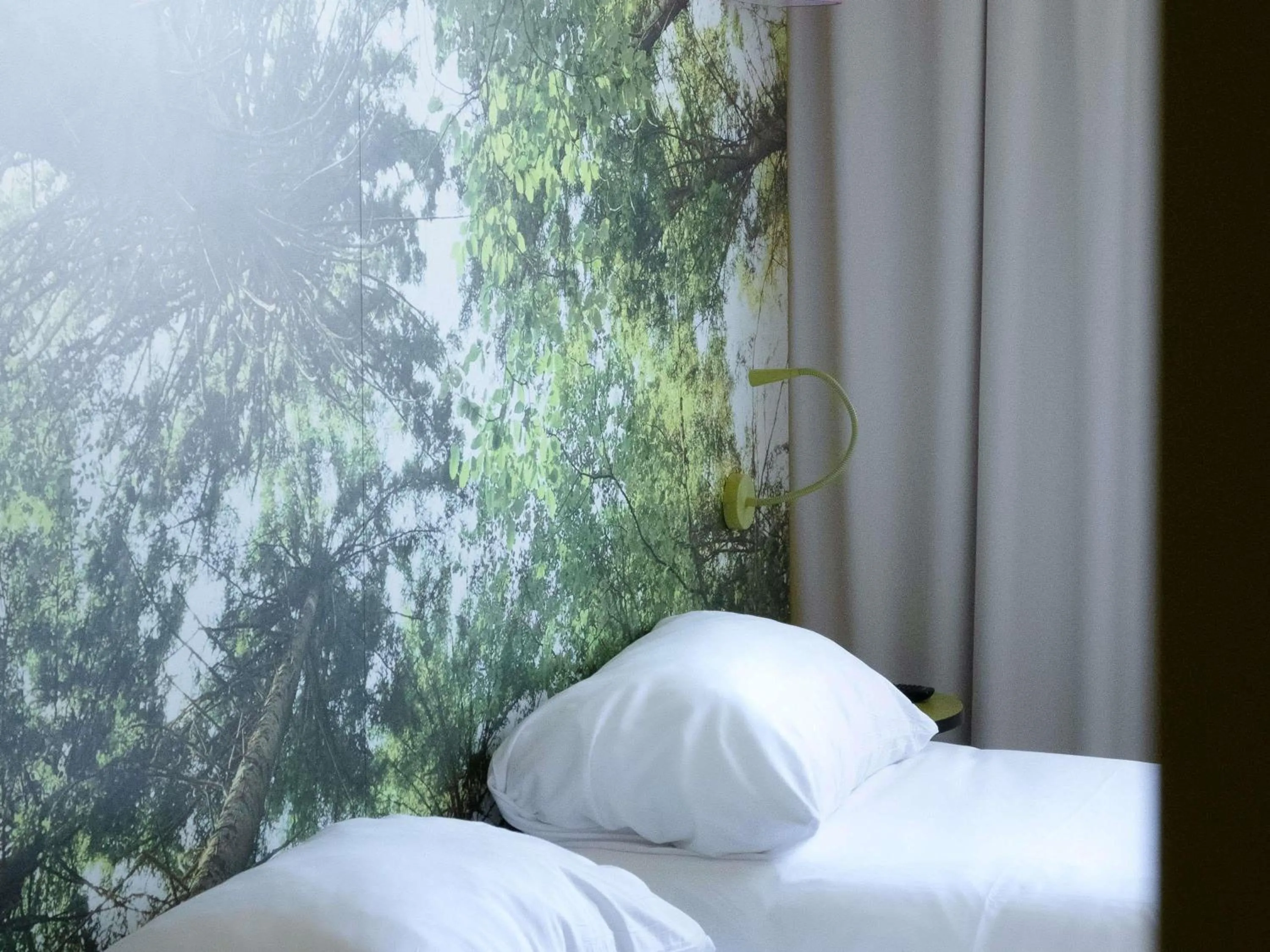 Bedroom, Bed in ibis styles Dax Centre