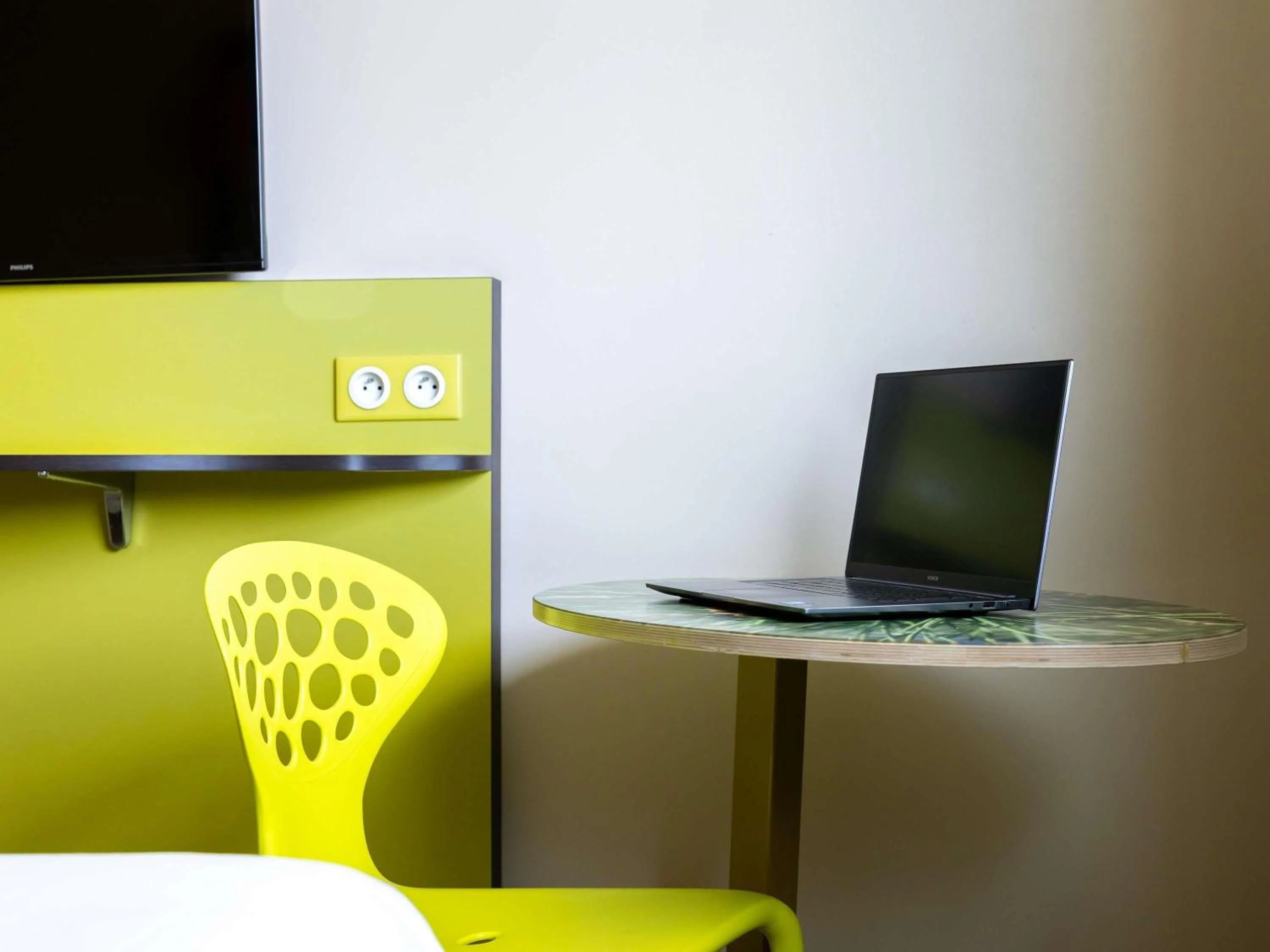 Bedroom in ibis styles Dax Centre