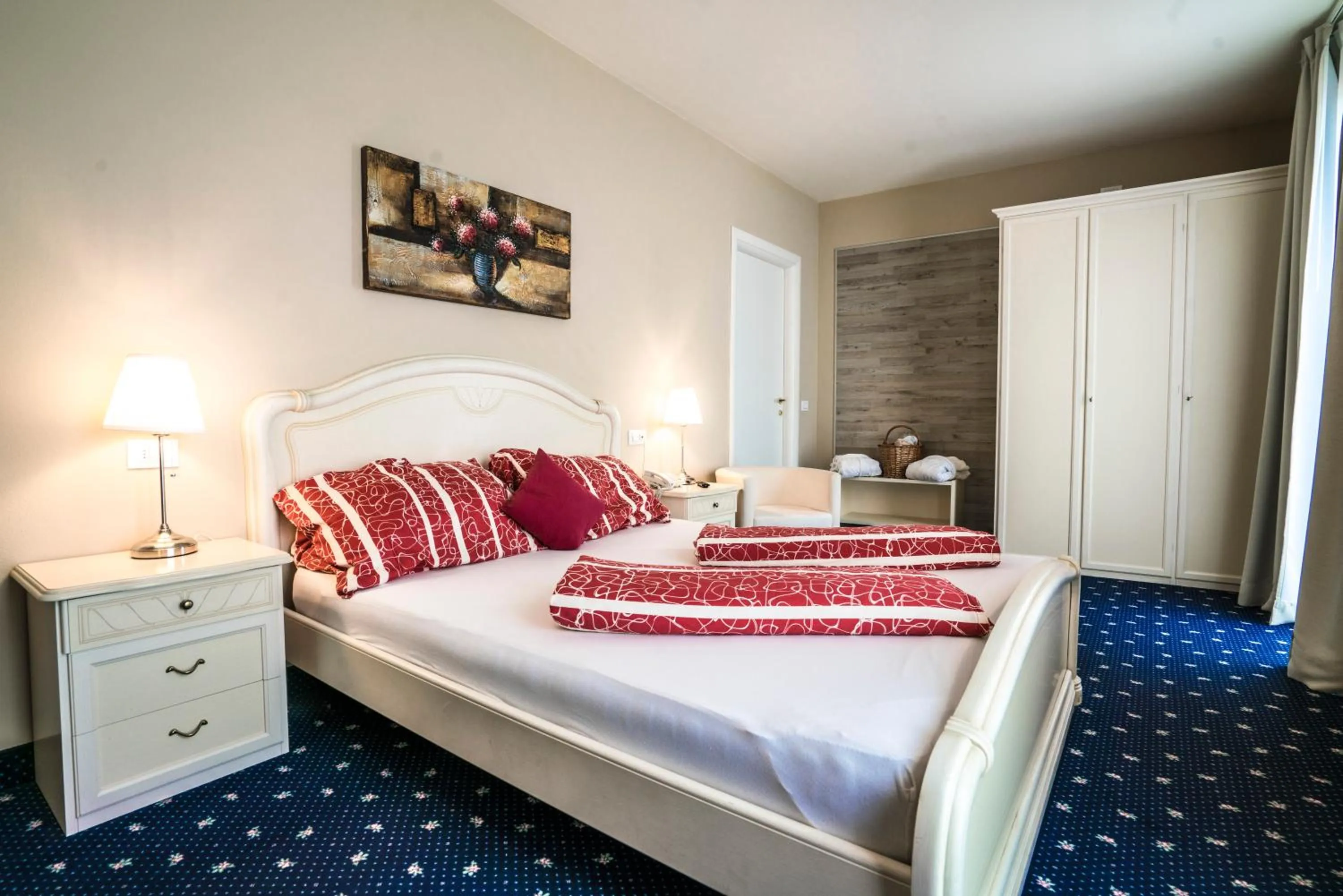 Bedroom in Borgo dei Poeti Romantik Hotel