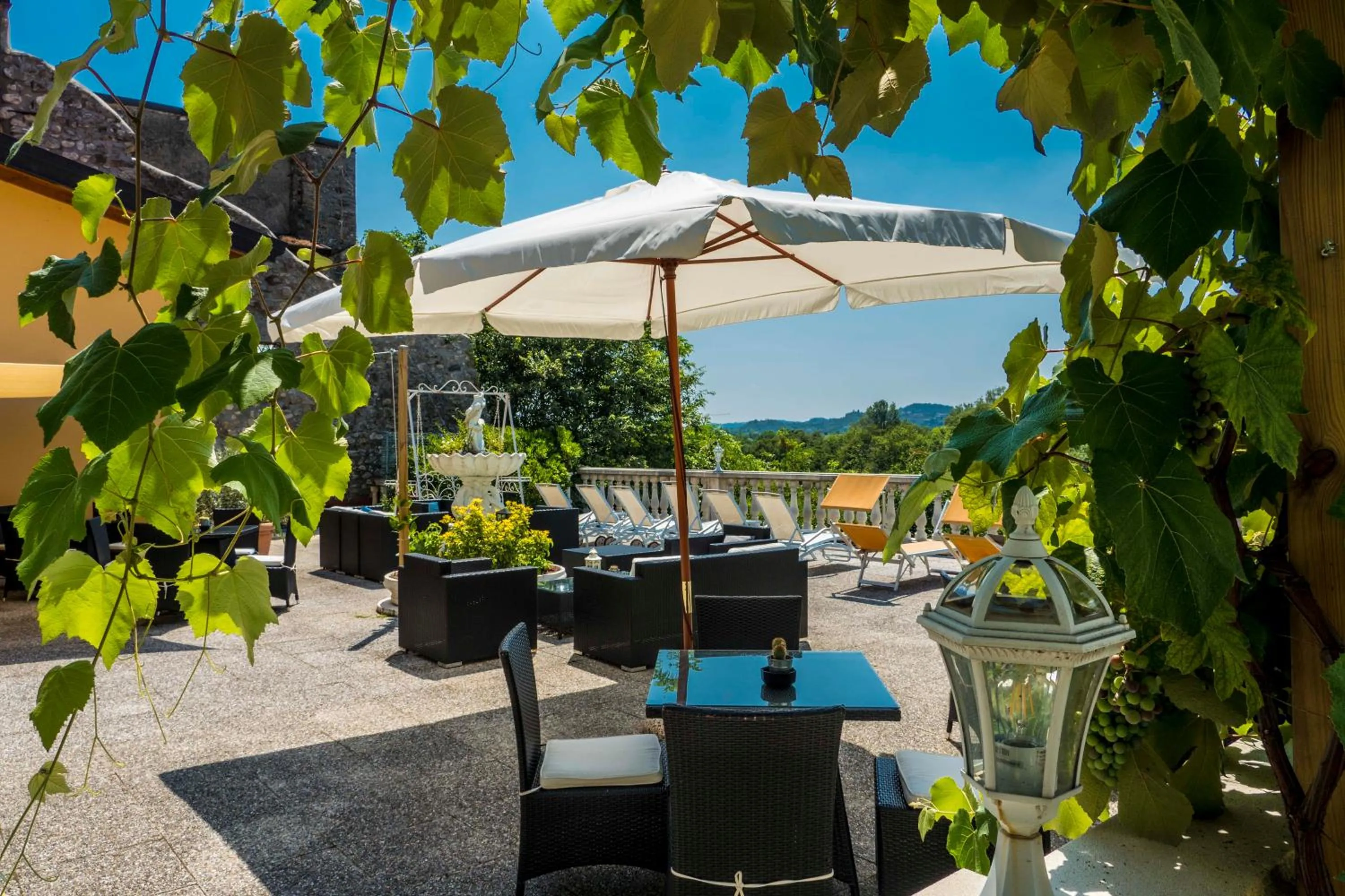 Balcony/Terrace in Borgo dei Poeti Romantik Hotel