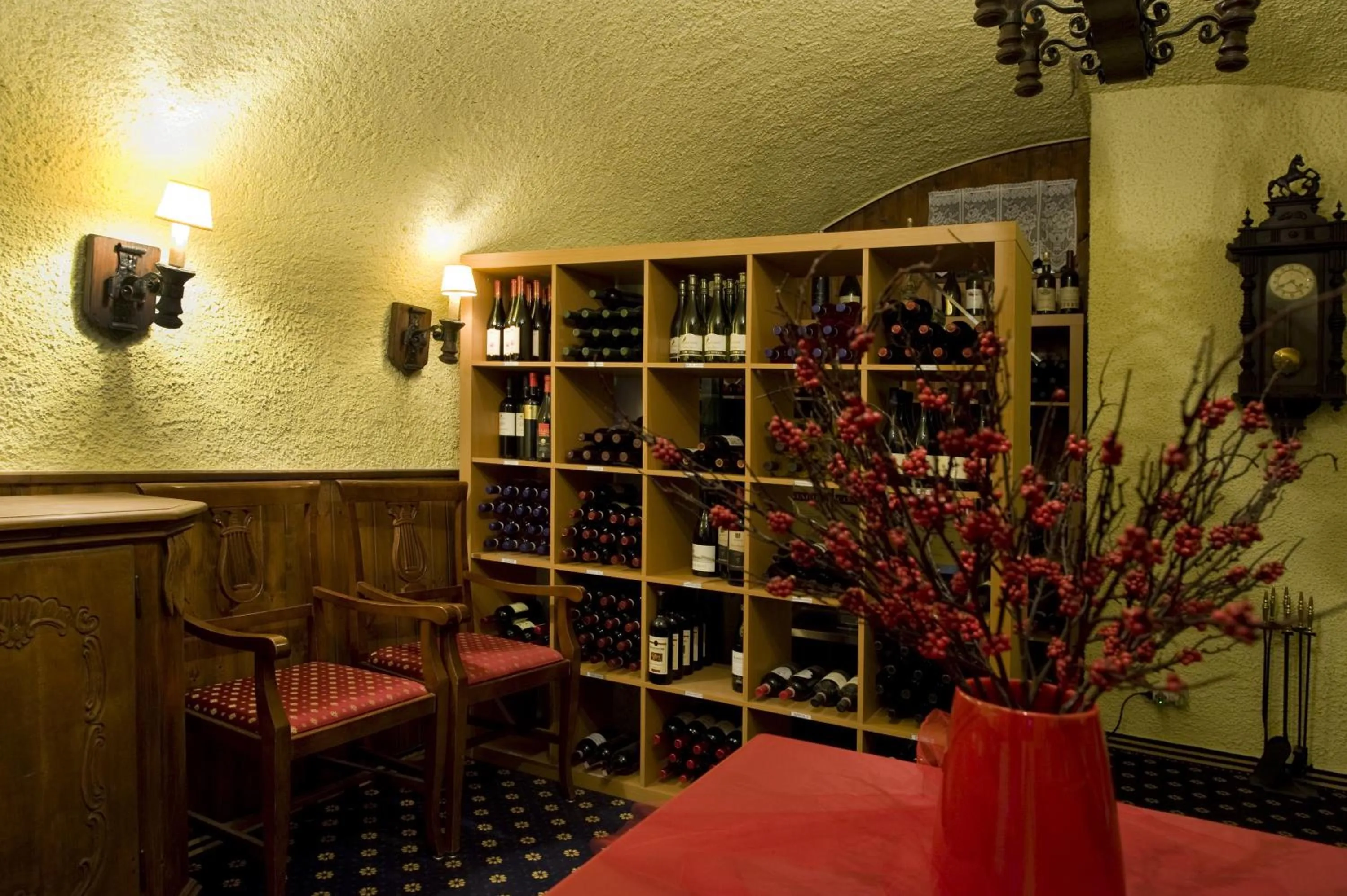 Food and drinks in Borgo dei Poeti Romantik Hotel