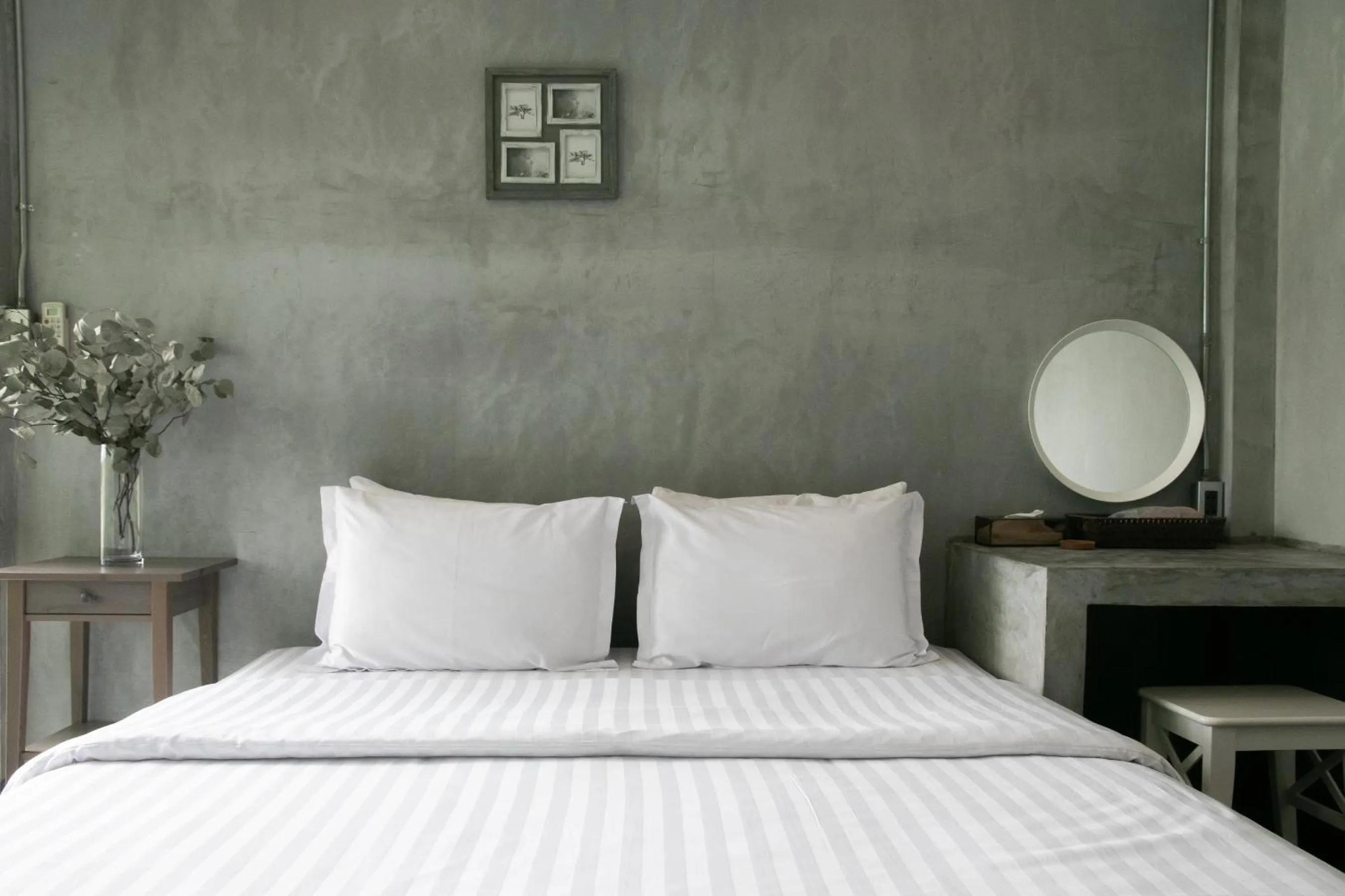 Bed in Mighty Mountain Thailand