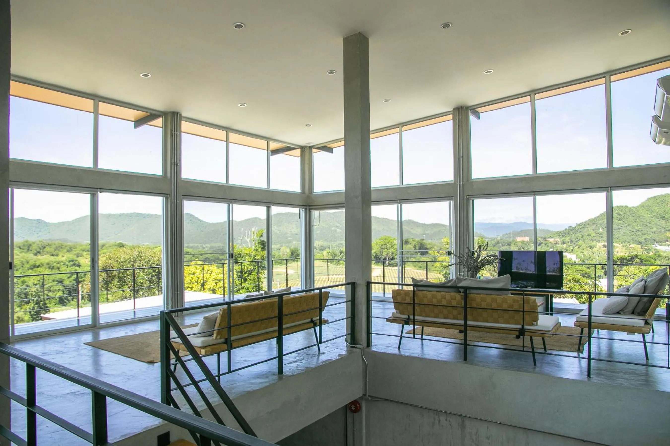 Mighty Mountain Thailand