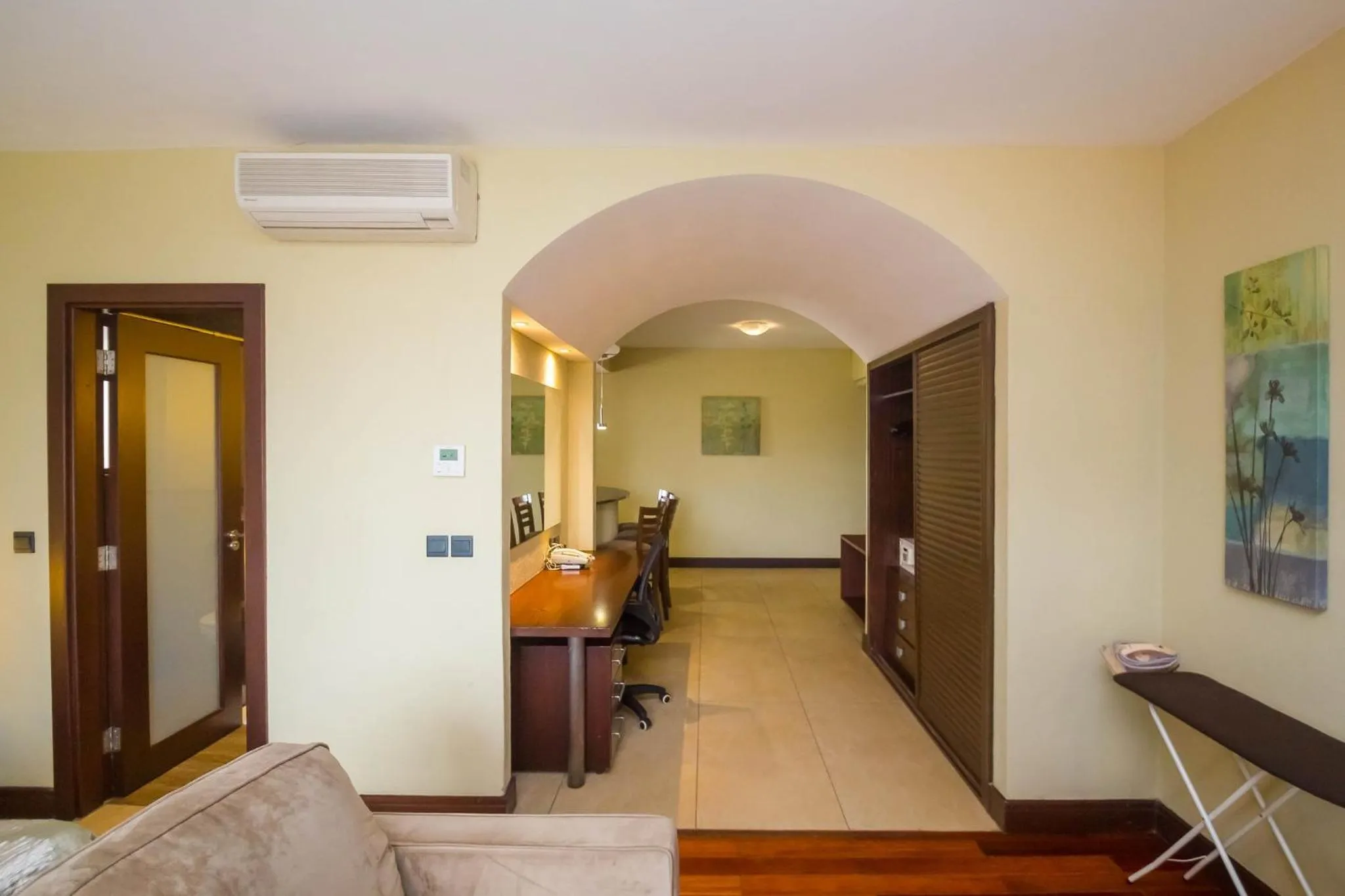 Decorative detail in Taarifa Suites by Dunhill Serviced Apartments