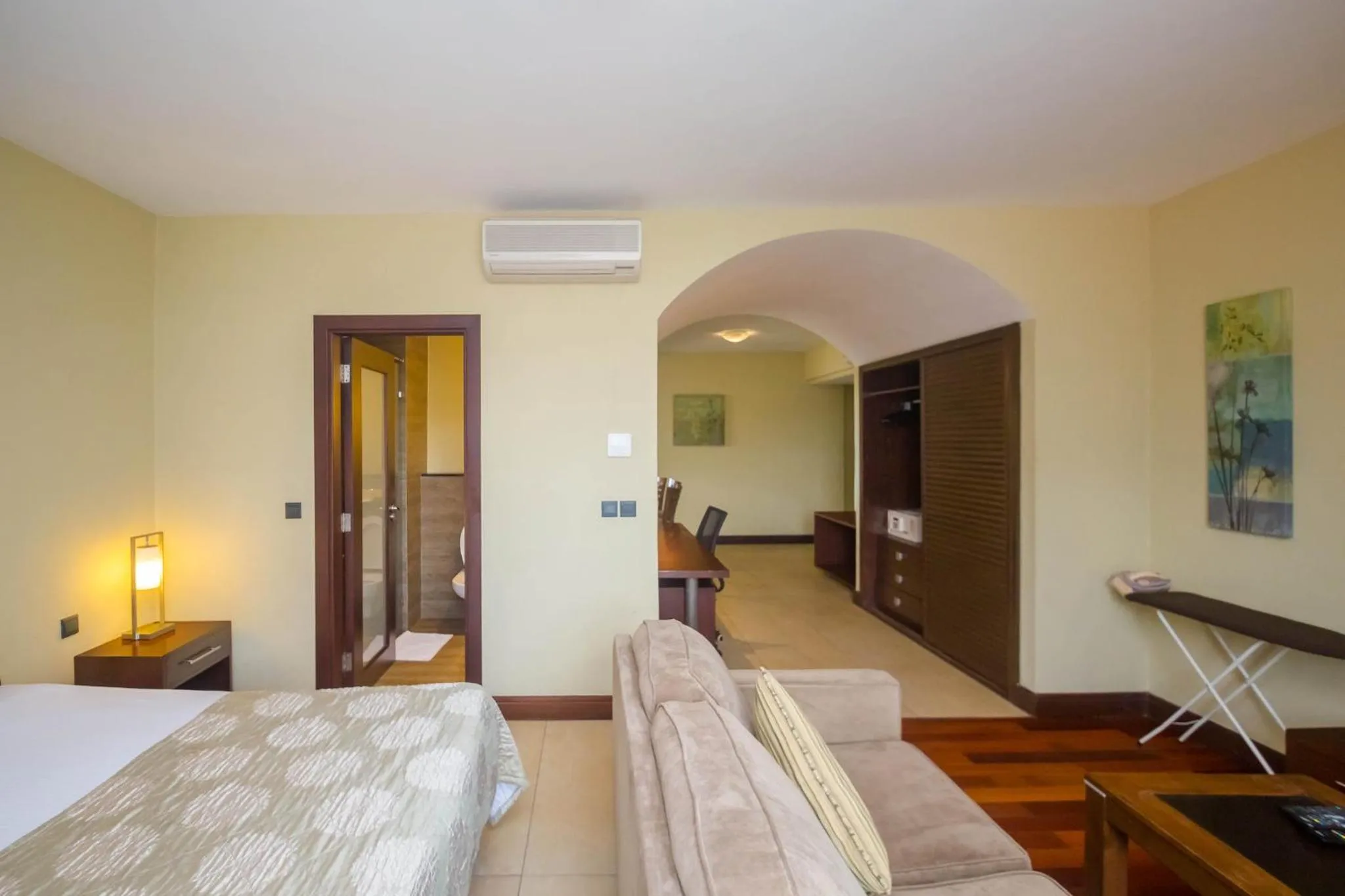 Living room, Bed in Taarifa Suites by Dunhill Serviced Apartments