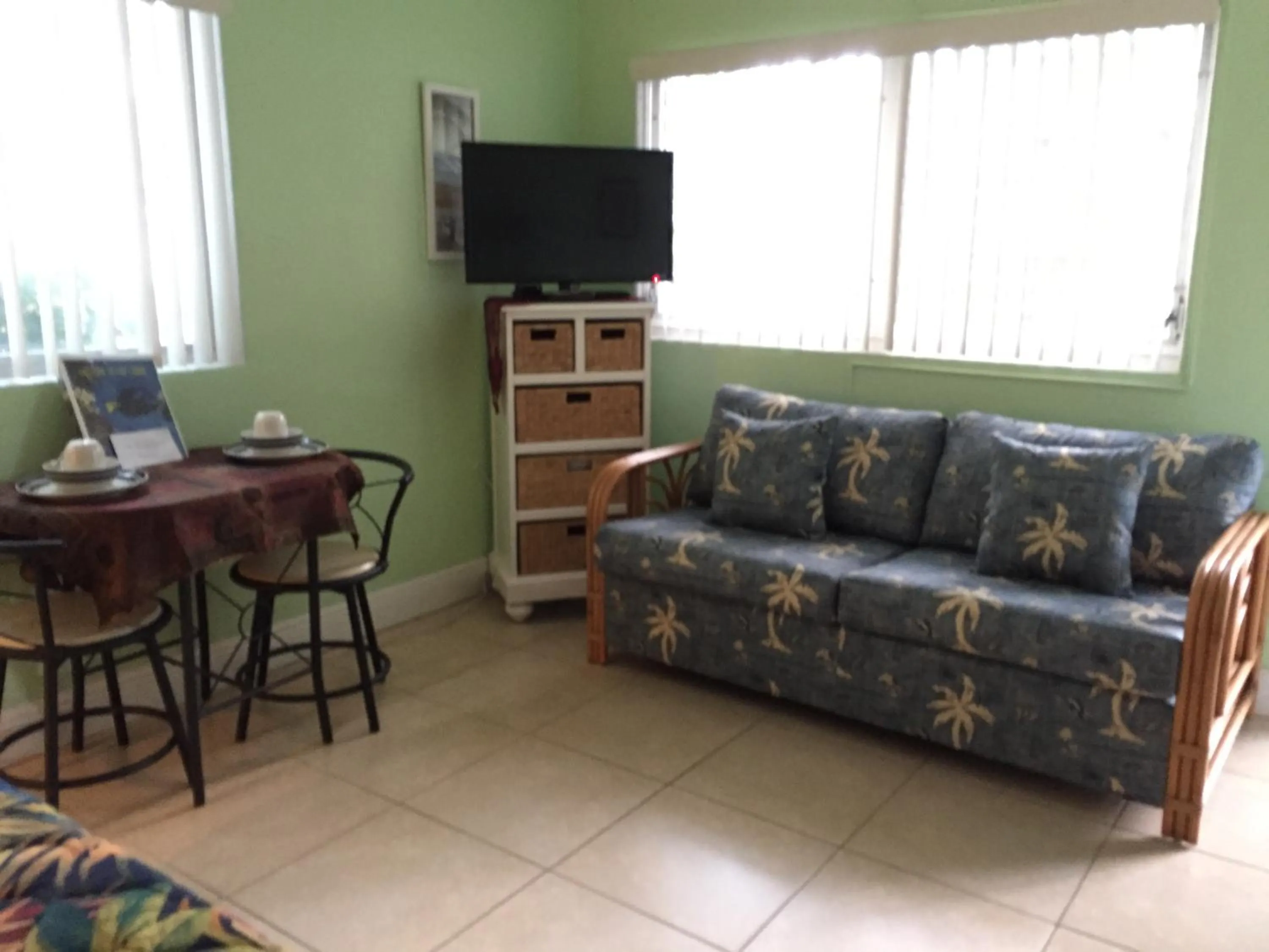 Photo of the whole room in Seafarer Key Largo Resort and Beach