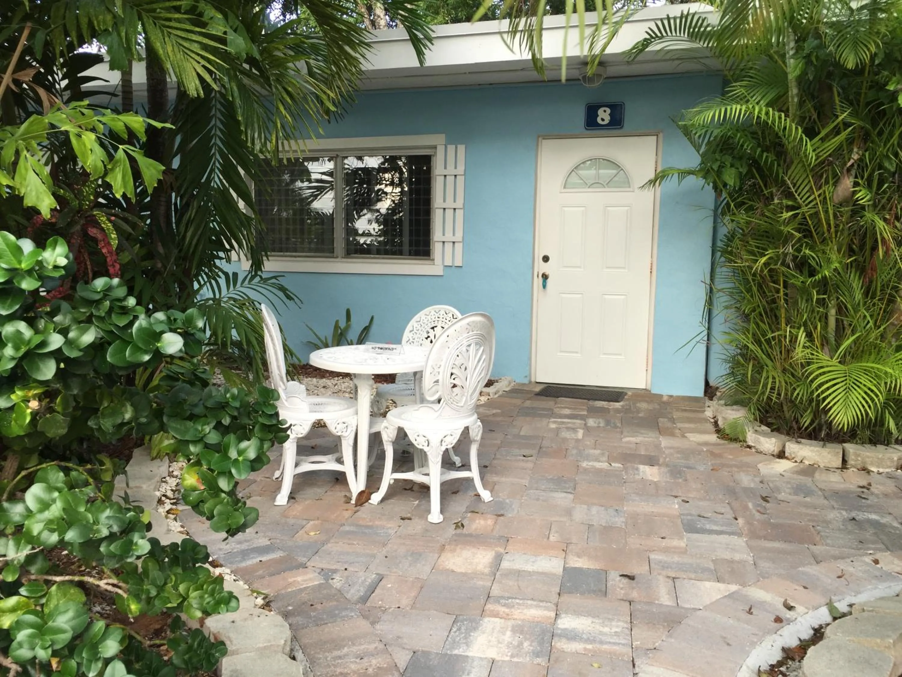 Patio in Seafarer Key Largo Resort and Beach