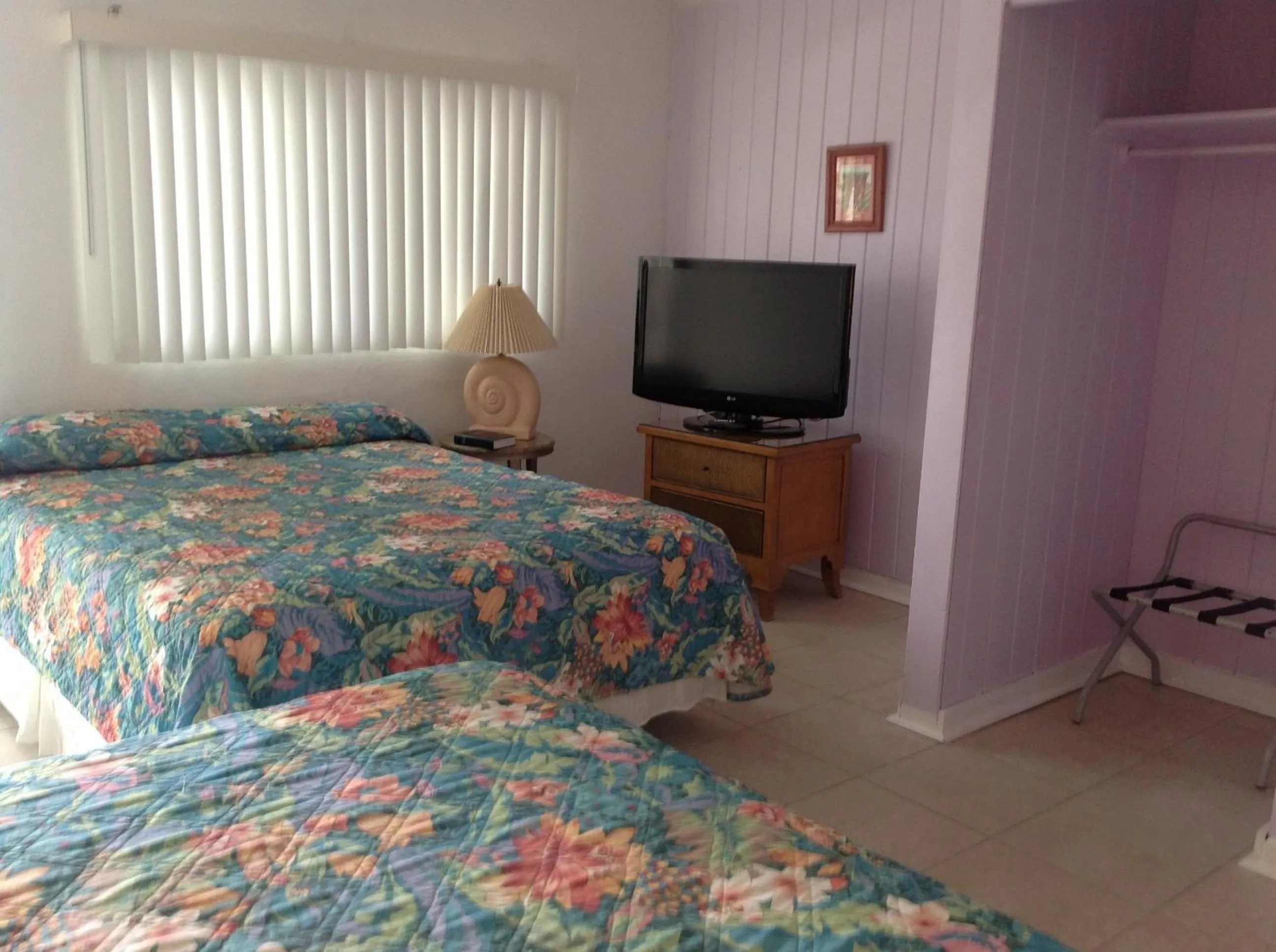 Bedroom, Bed in Seafarer Key Largo Resort and Beach