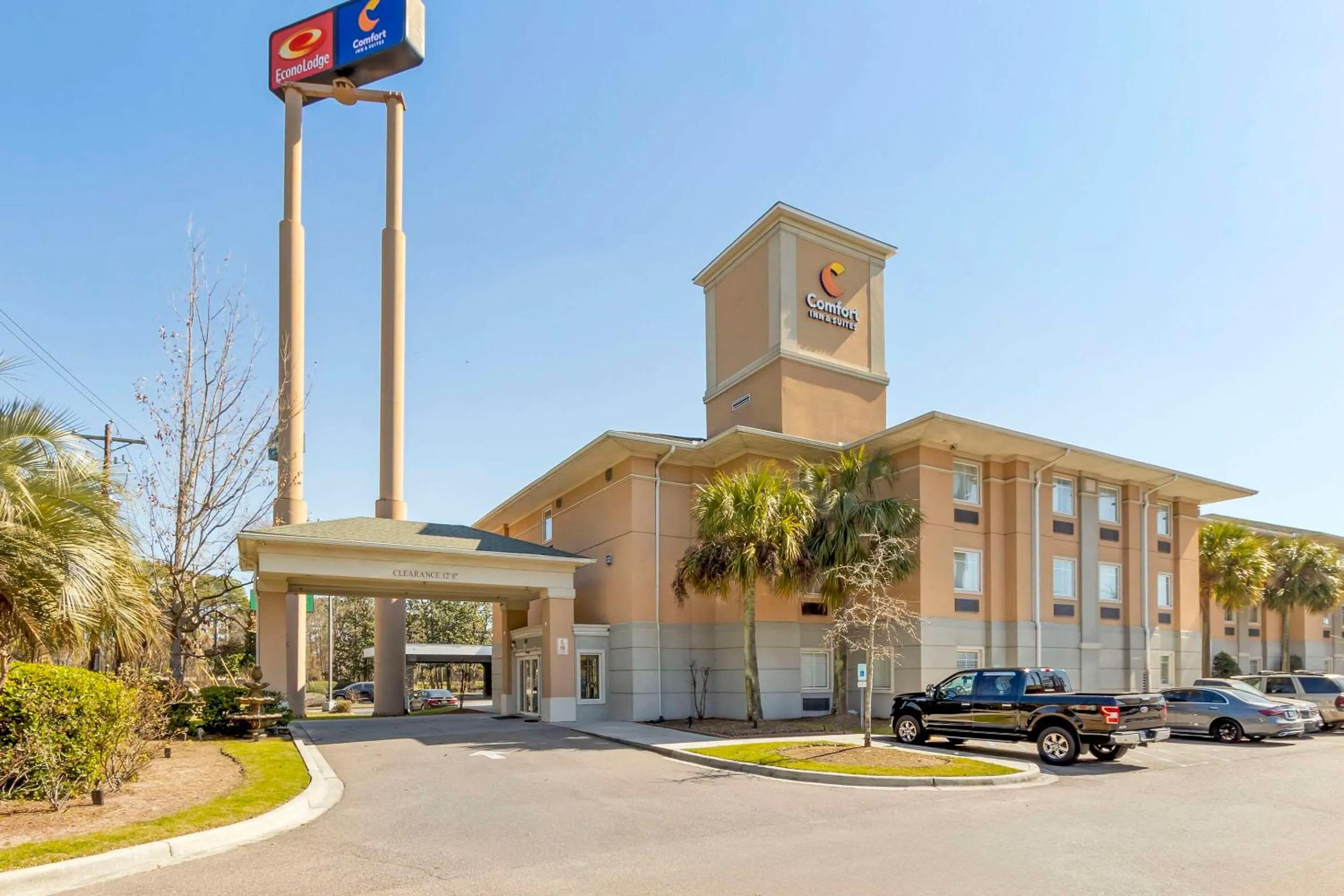 Property building in Comfort Inn & Suites Charleston Airport Convention Center