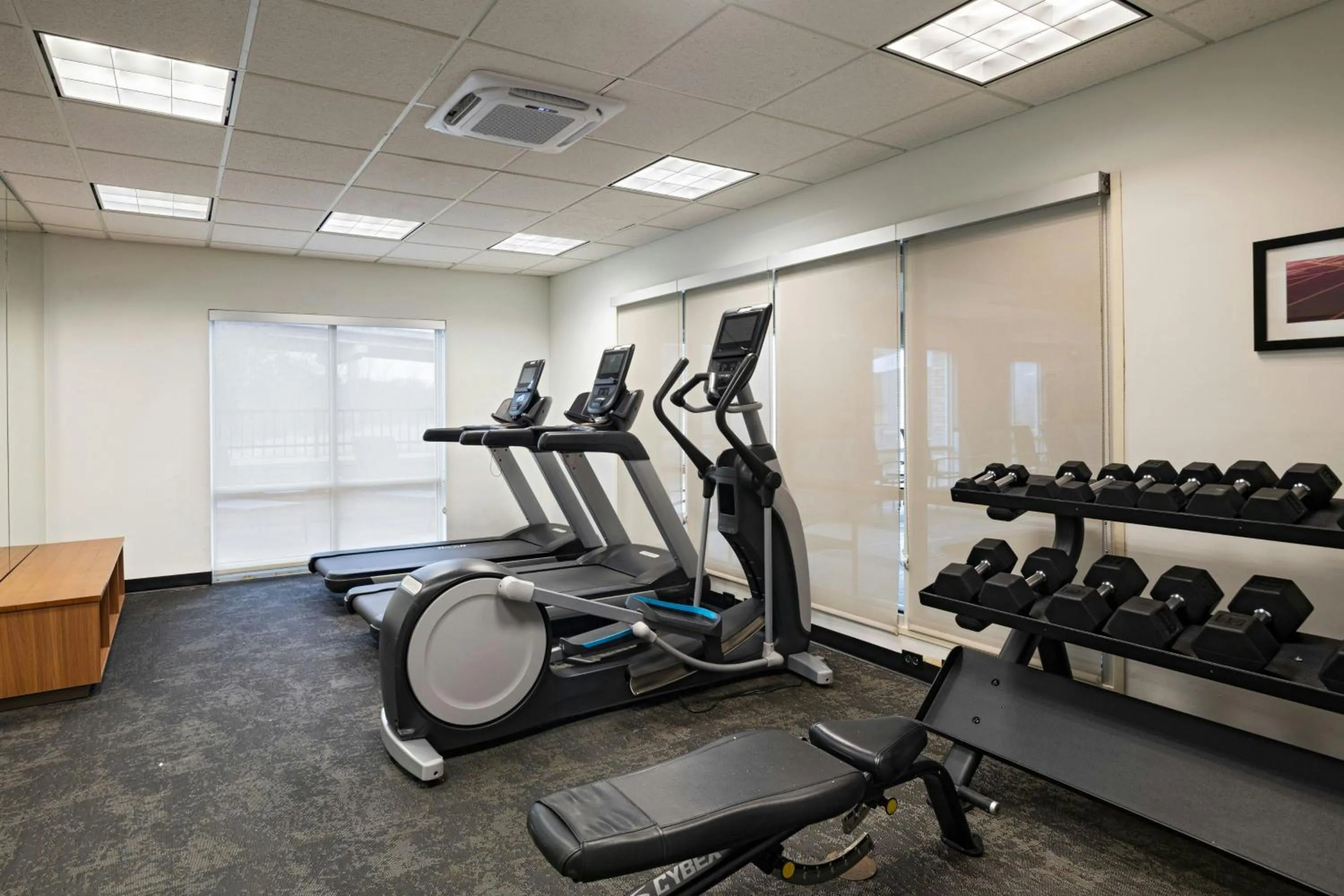 Fitness centre/facilities in Fairfield Inn & Suites Tulsa South Medical District
