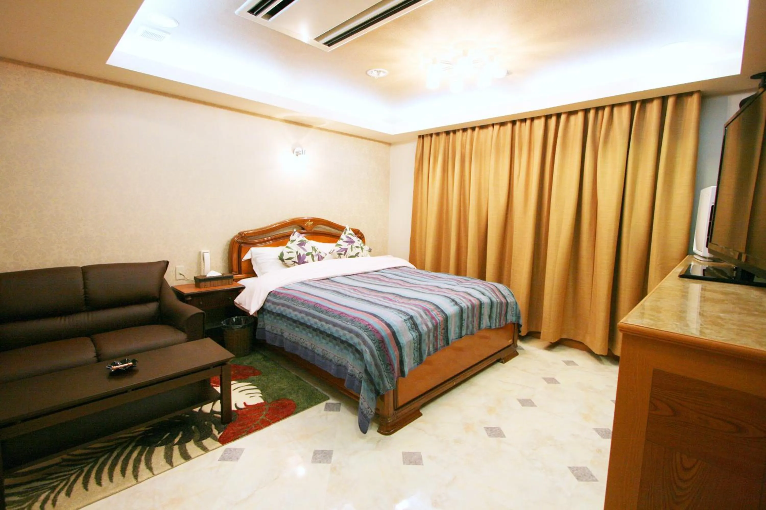 Bedroom, Bed in Aura Ono (Adult Only)
