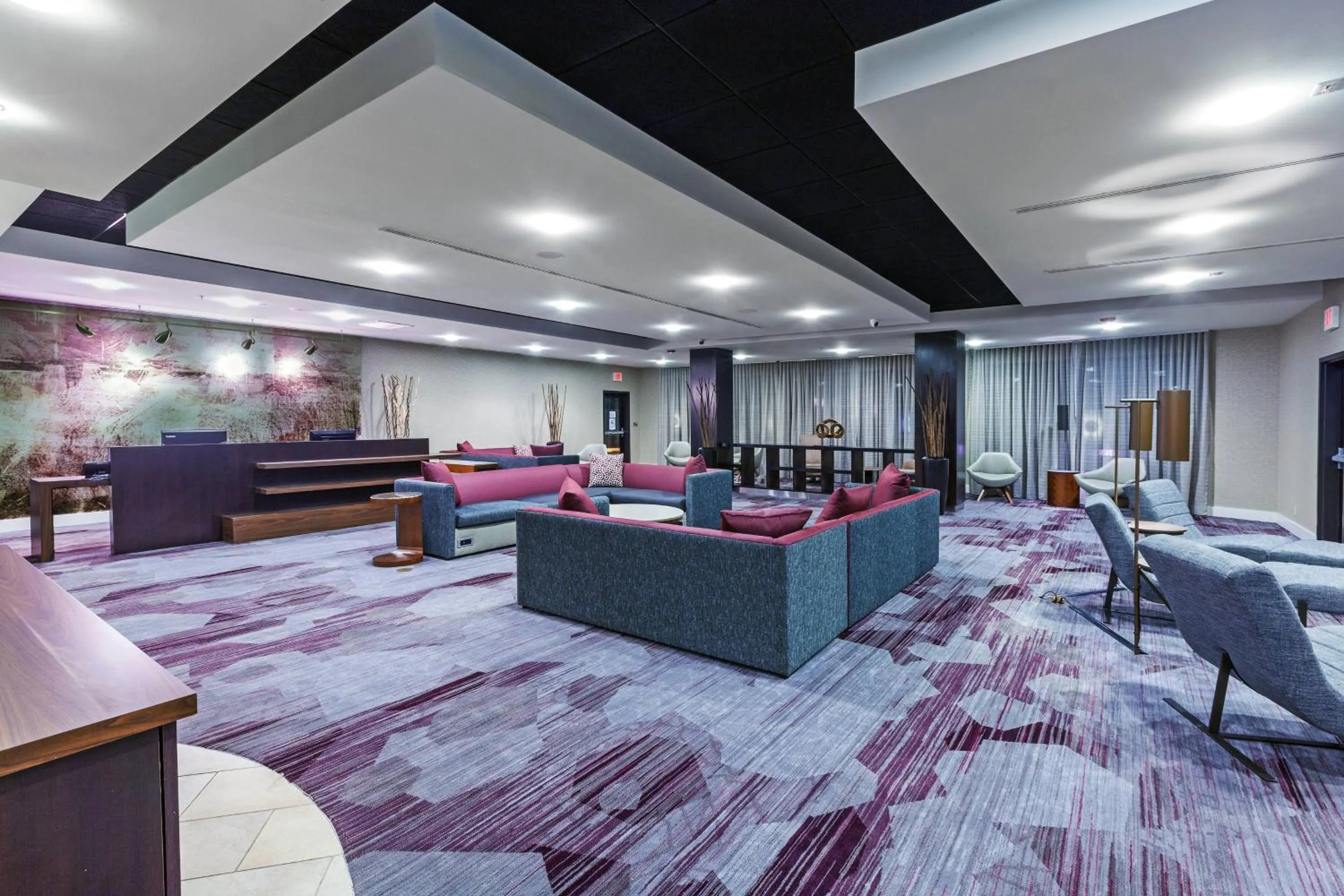 Lobby or reception in Courtyard by Marriott Tulsa Woodland Hills