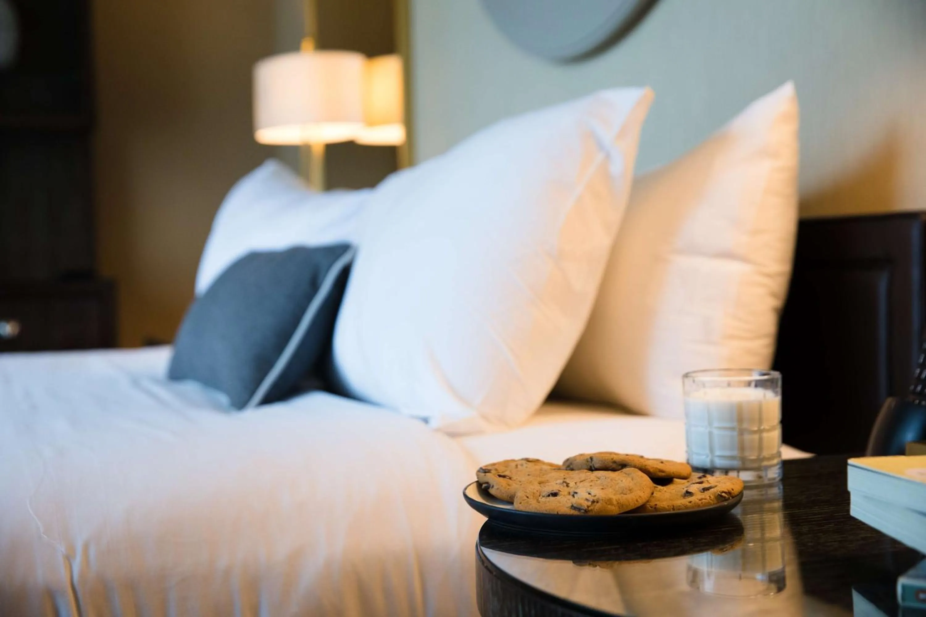 Bedroom, Bed in The Royal Sonesta Chicago River North