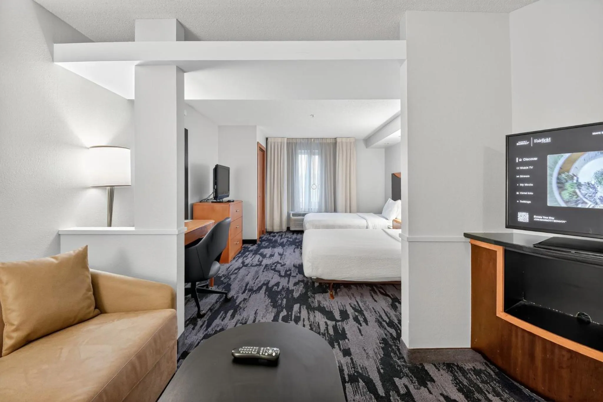 Bedroom, Bed in Fairfield Inn & Suites by Marriott Omaha Downtown