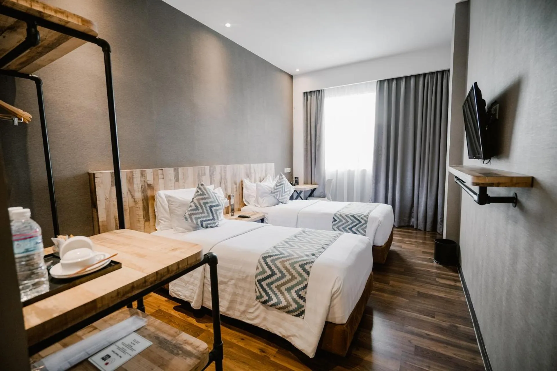 Bed in All Nite And Day Palembang Veteran