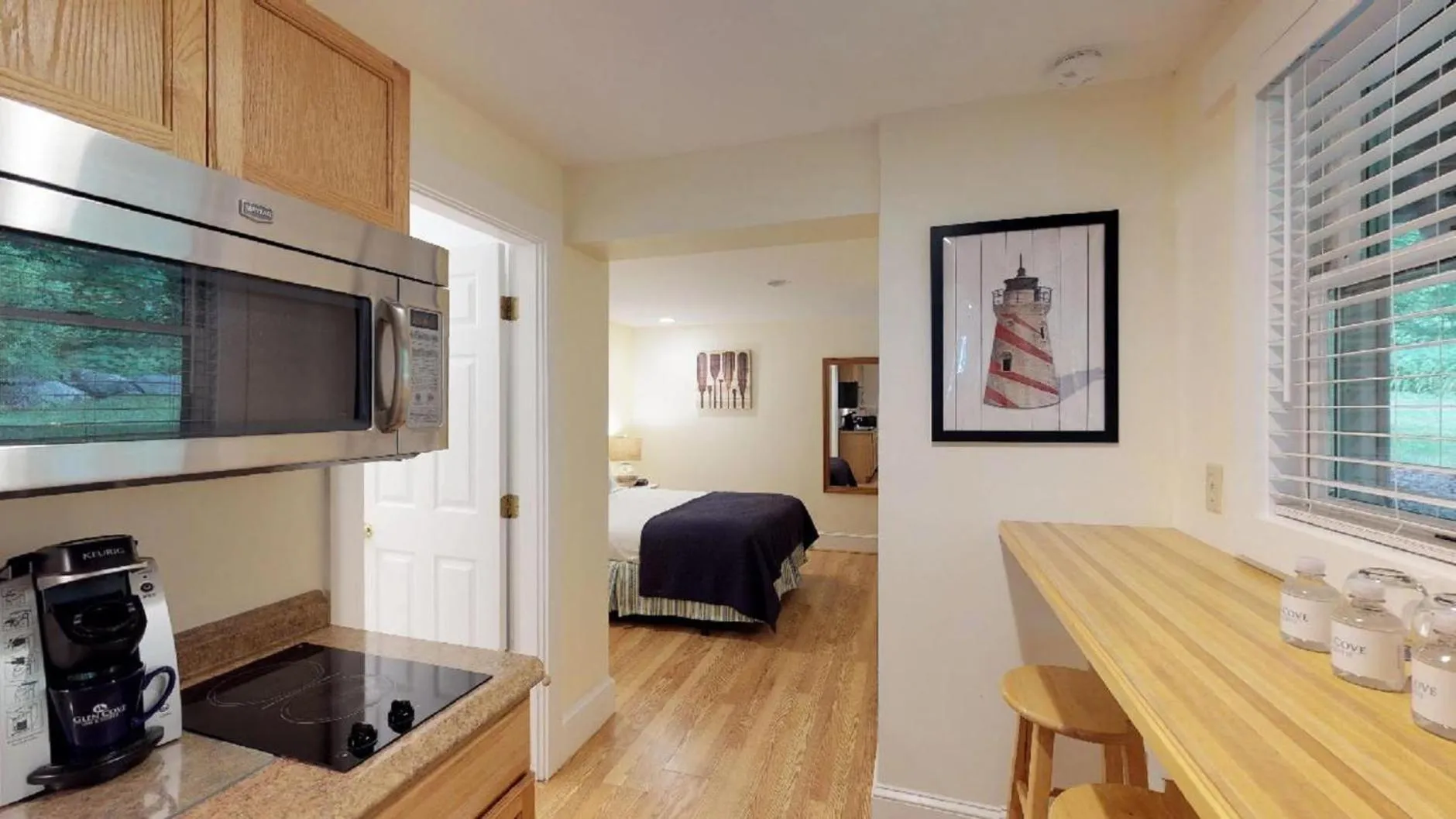 Kitchen or kitchenette in Glen Cove Inn & Suites Rockport