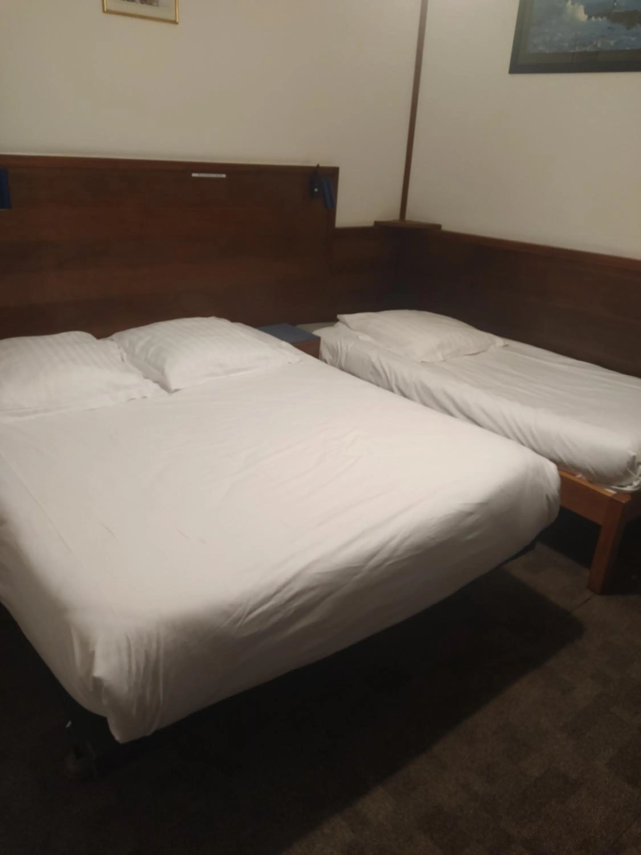 Bedroom, Bed in Le Nouveau Monde