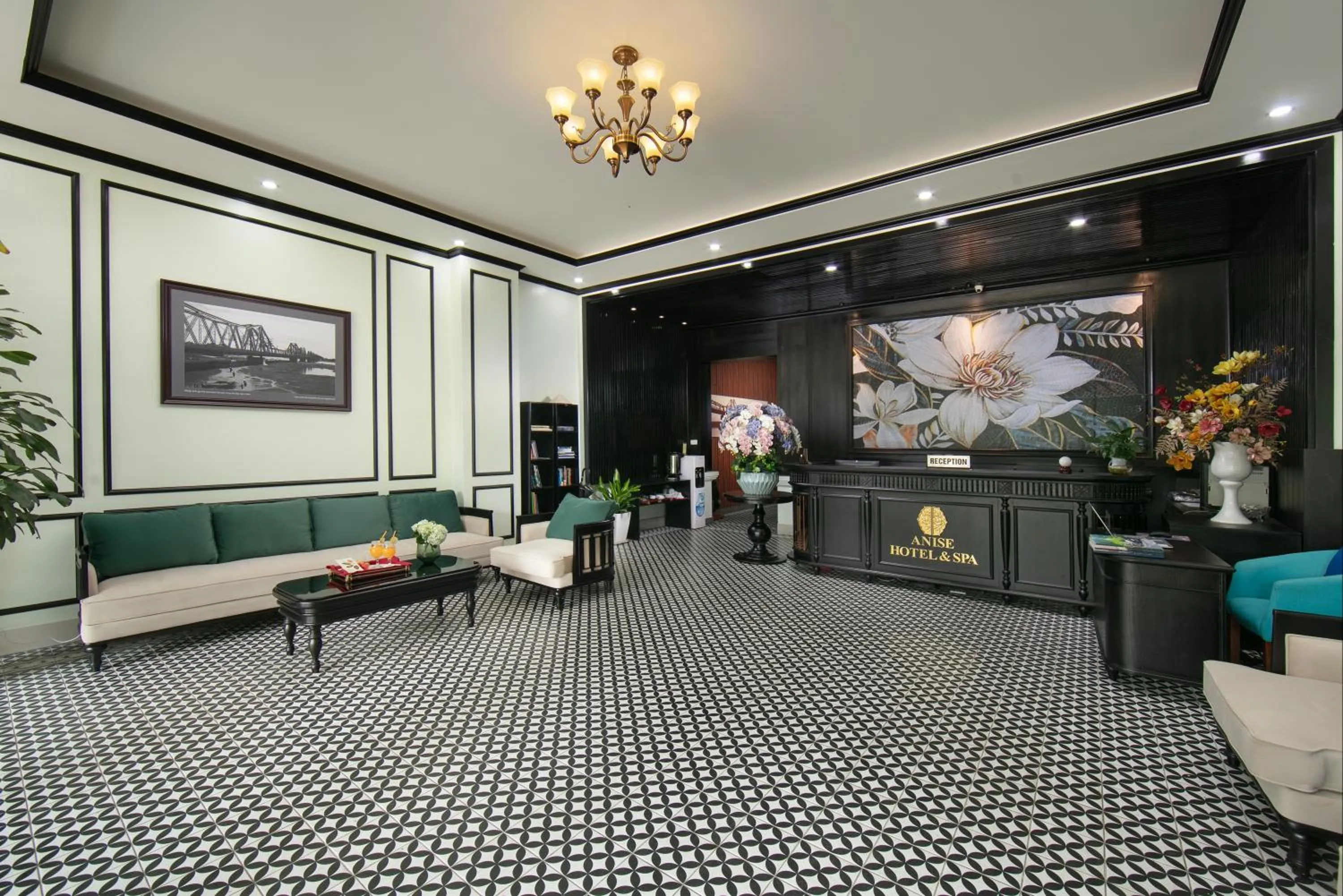 TV and multimedia in Anise Hotel & Spa Hanoi