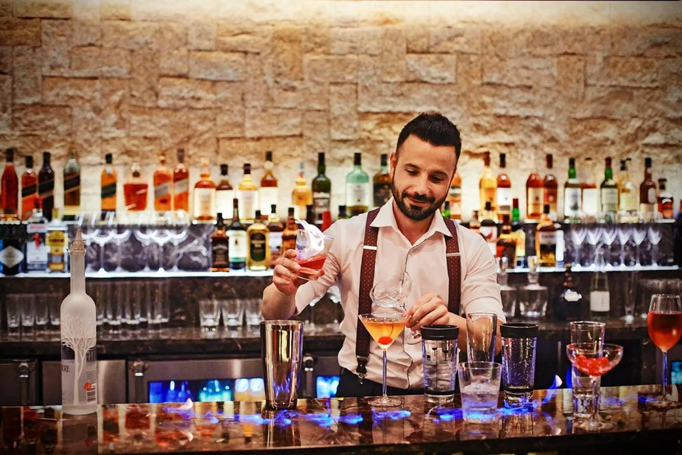 Lounge or bar in Taj Samudra, Colombo