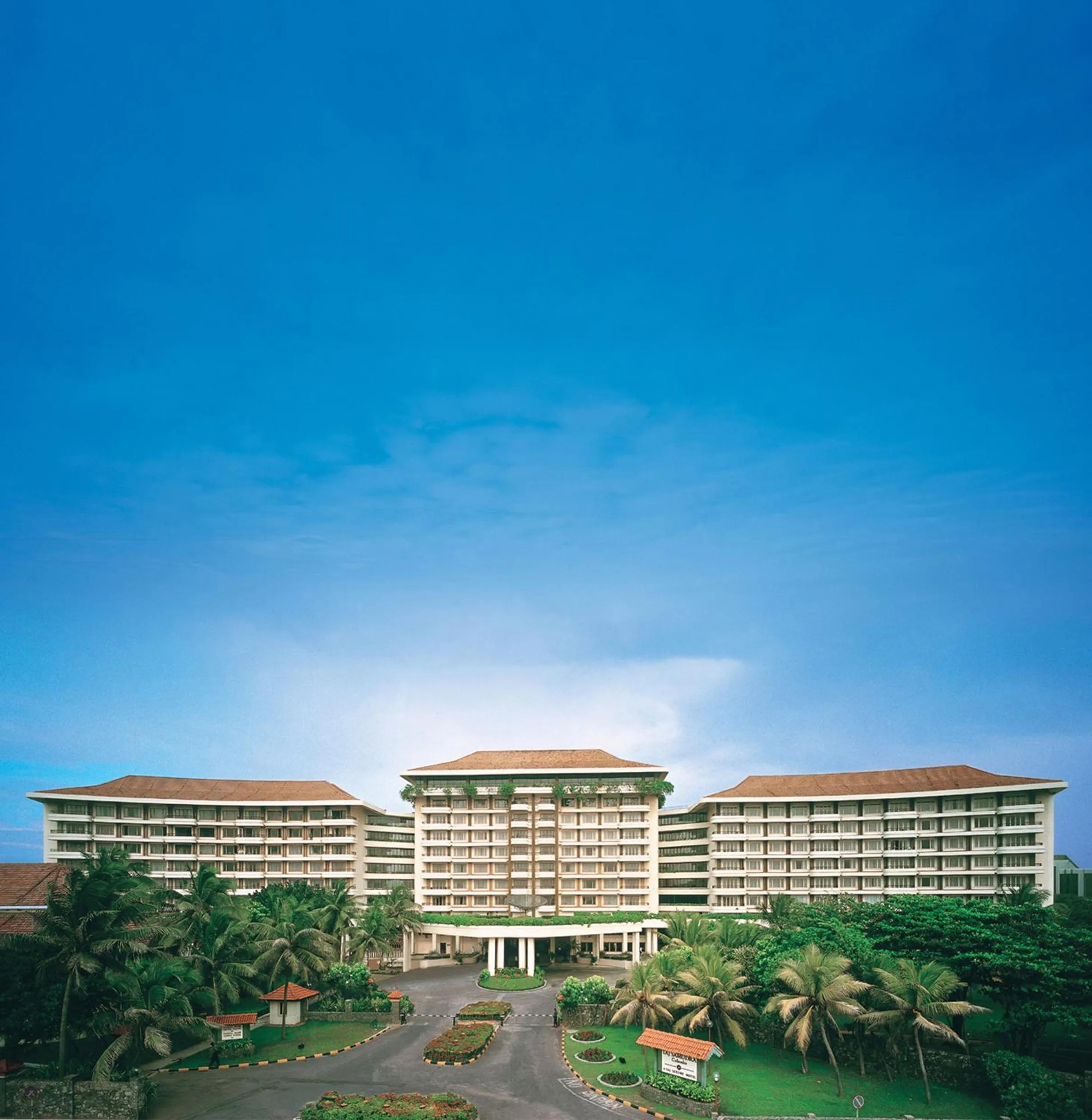 Property building in Taj Samudra, Colombo