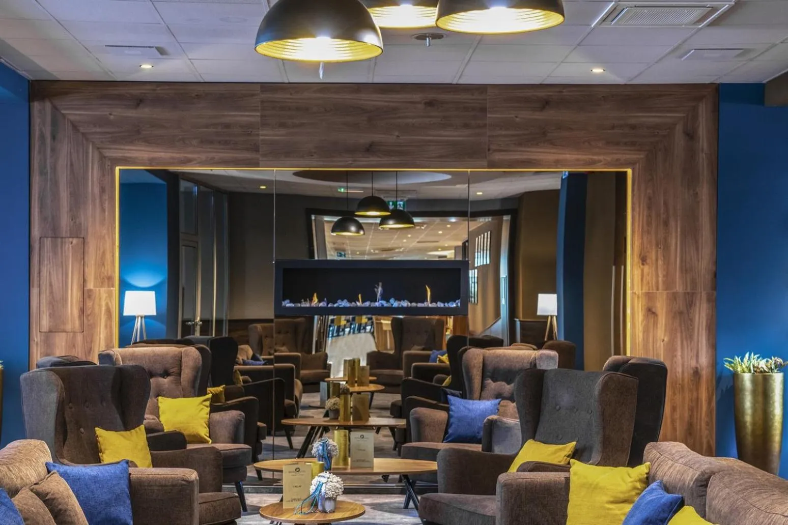 Communal lounge/ TV room in Balneo Hotel Zsori Thermal & Wellness