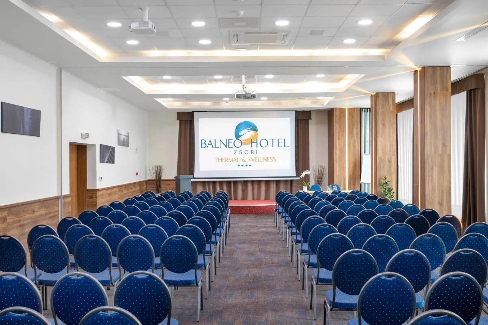 Meeting/conference room in Balneo Hotel Zsori Thermal & Wellness