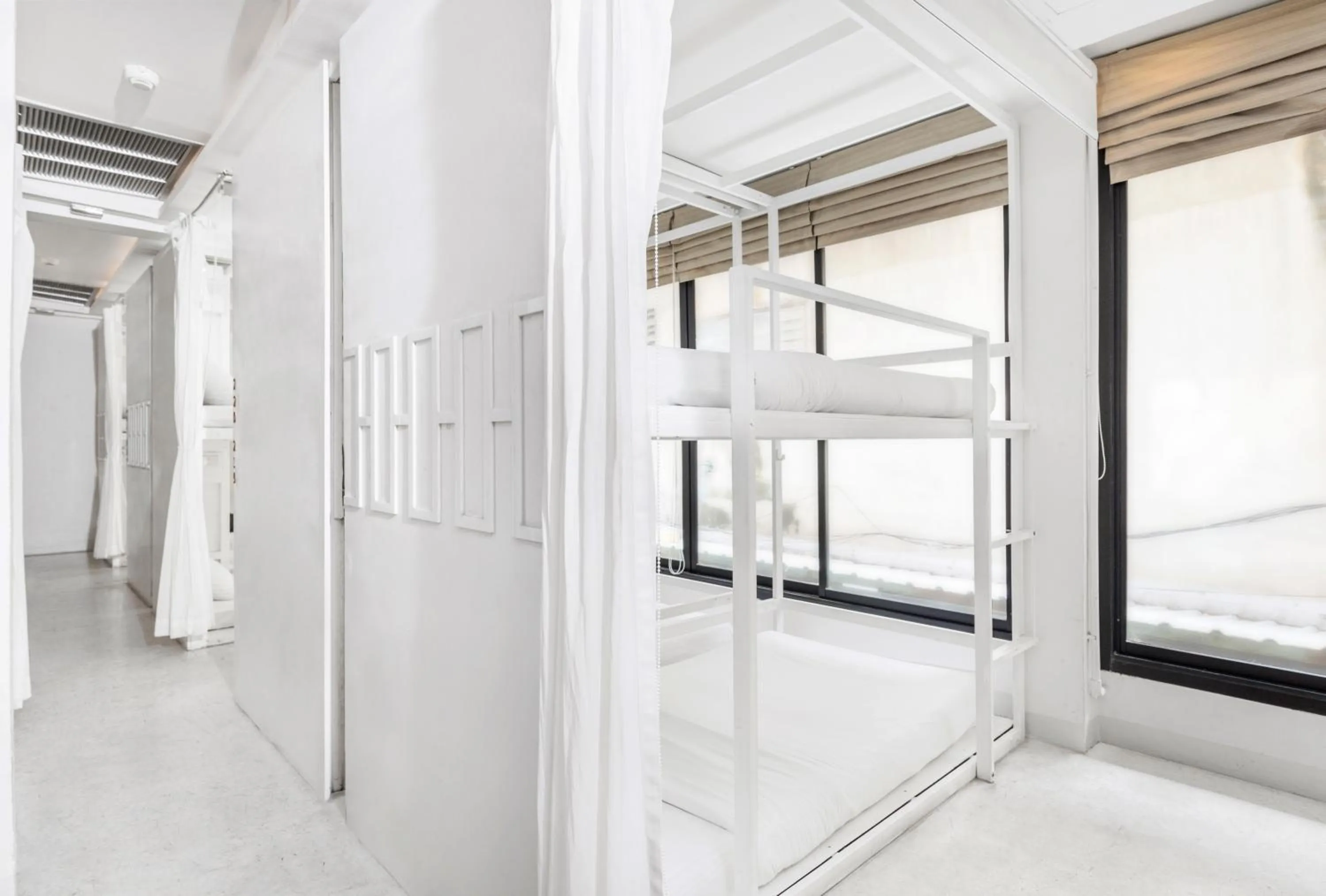 bunk bed in Nappark Hostel @Khao San