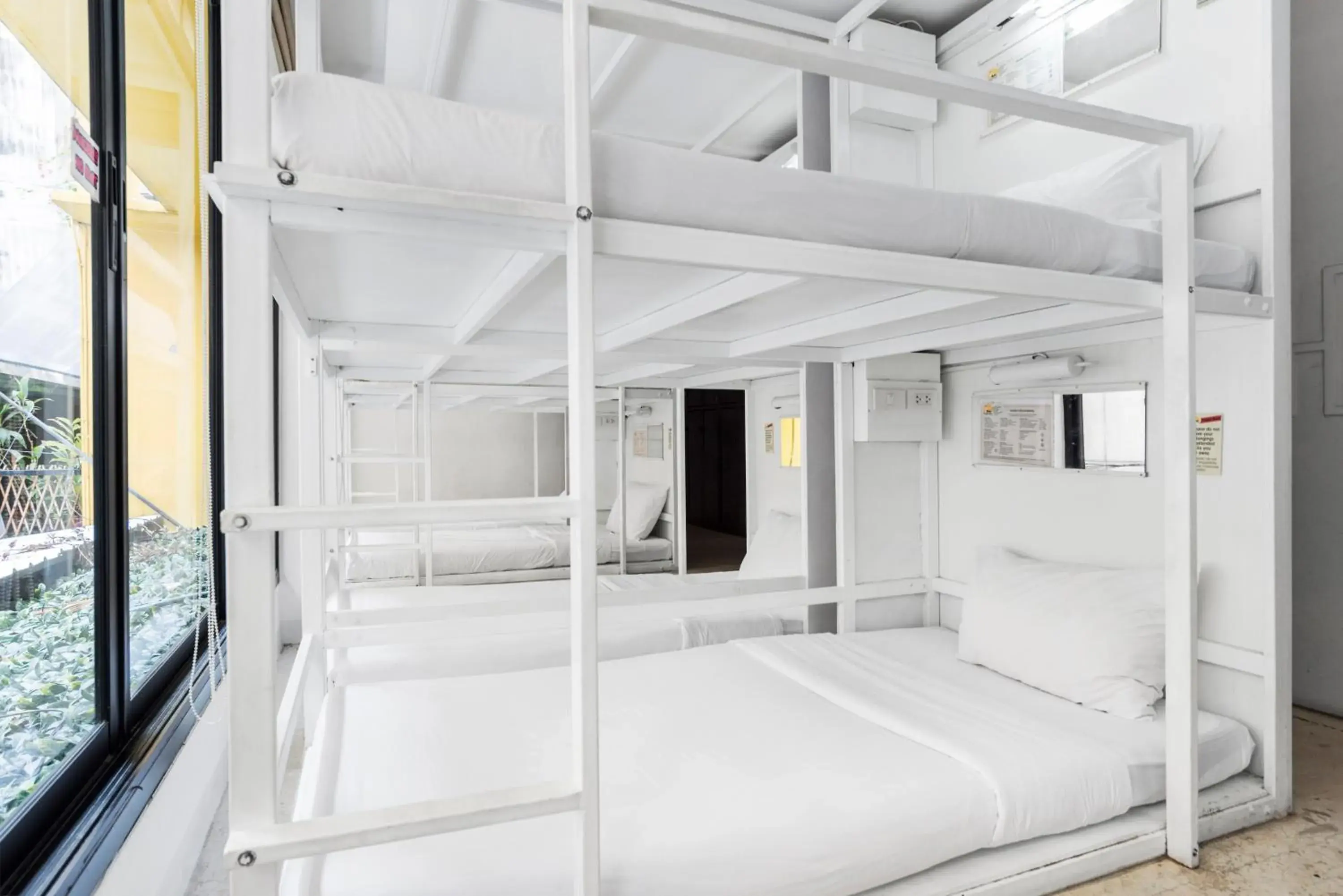 Mixed Dormitory Room in Nappark Hostel @Khao San Mixed Dormitory Room in Nappark Hostel @Khao San