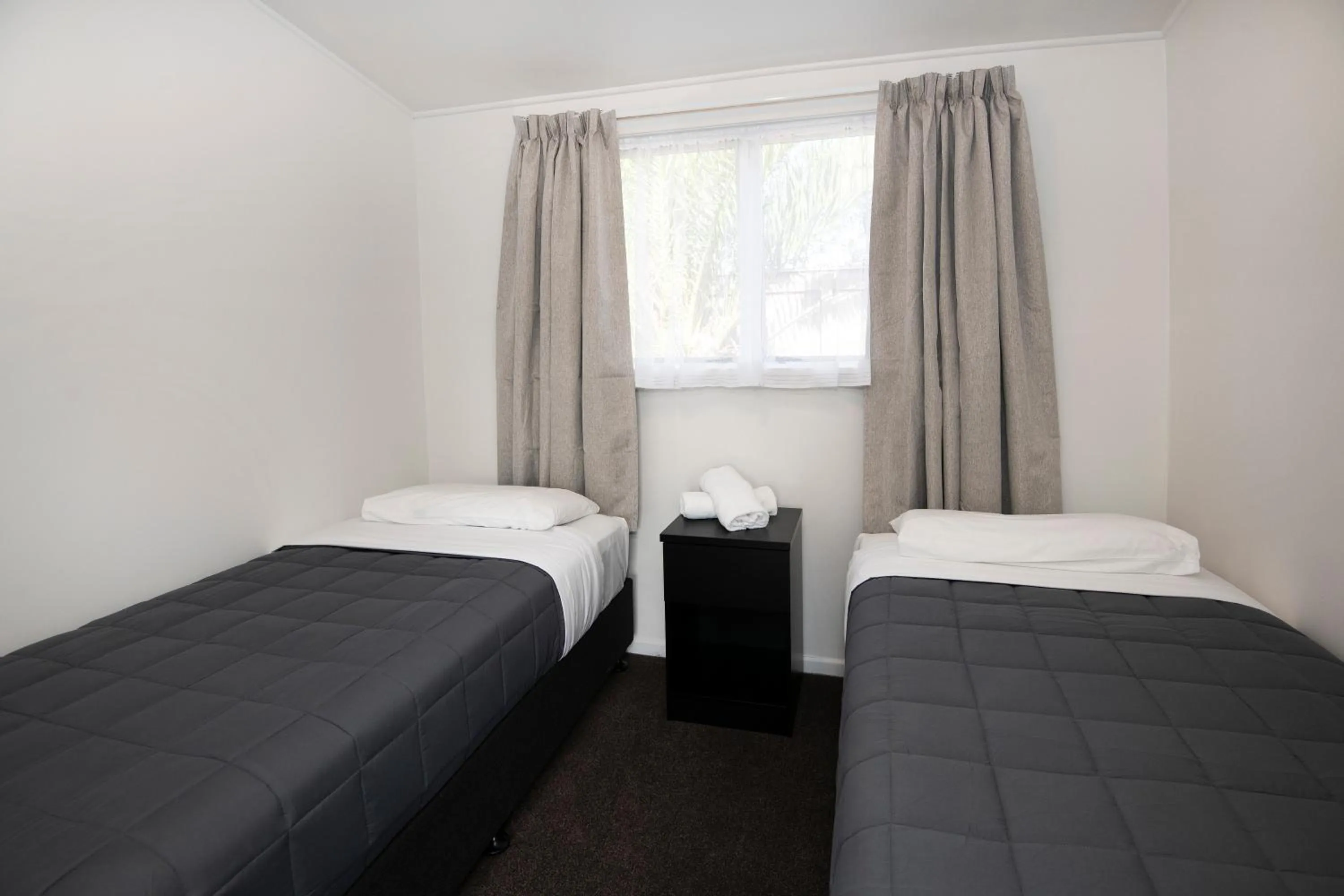 Bed in Spanish Lady Motel