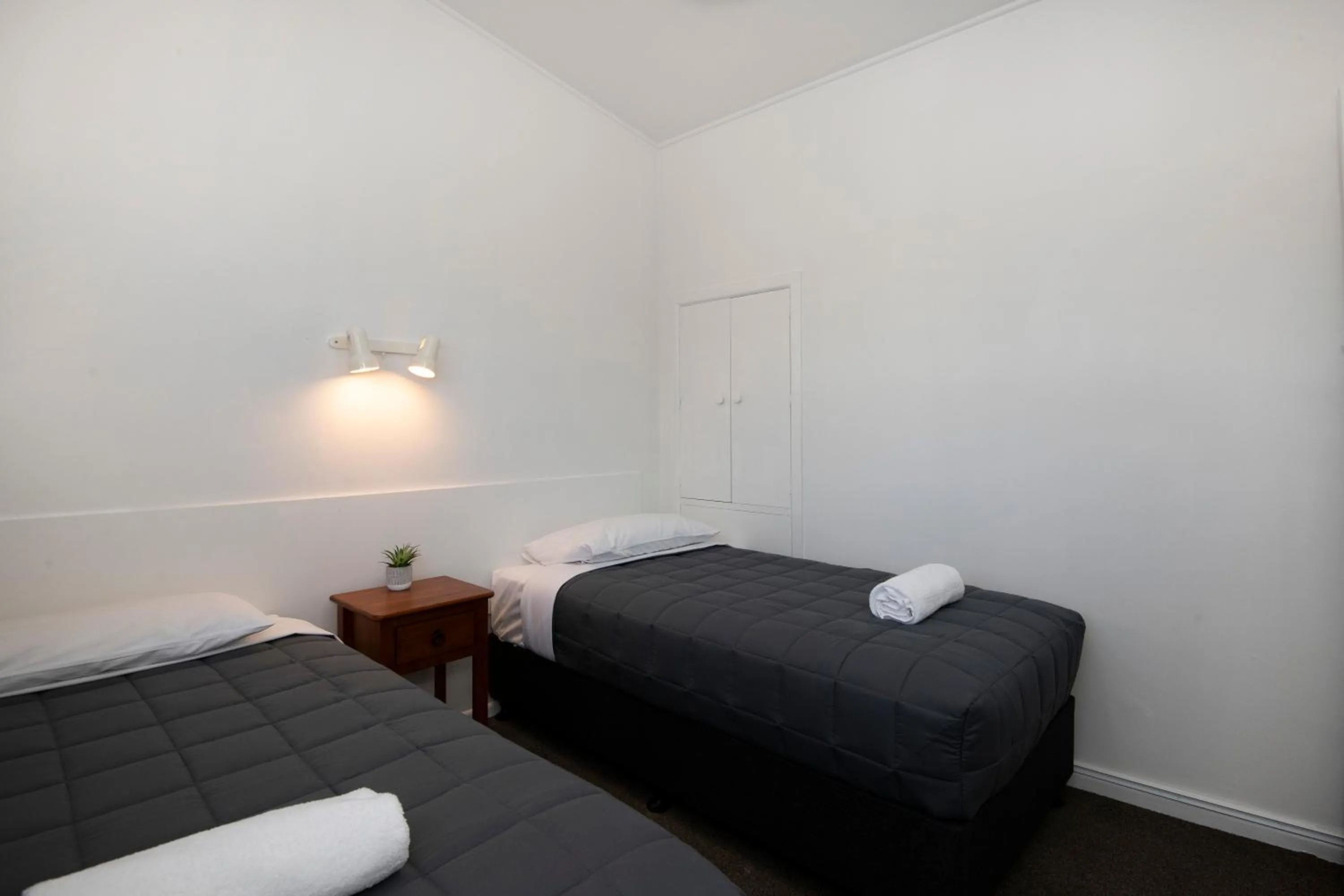 Bed in Spanish Lady Motel