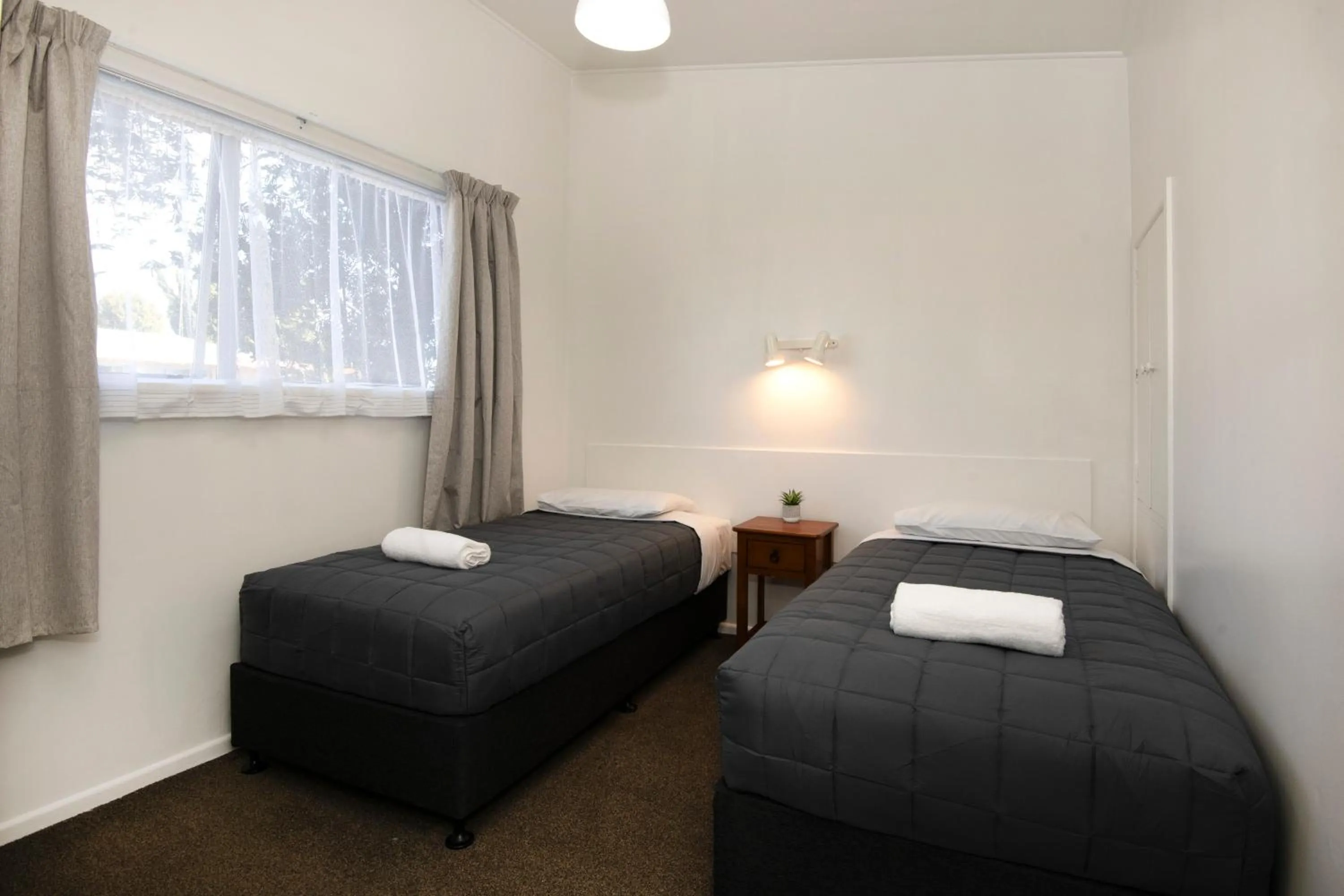 Bedroom, Bed in Spanish Lady Motel