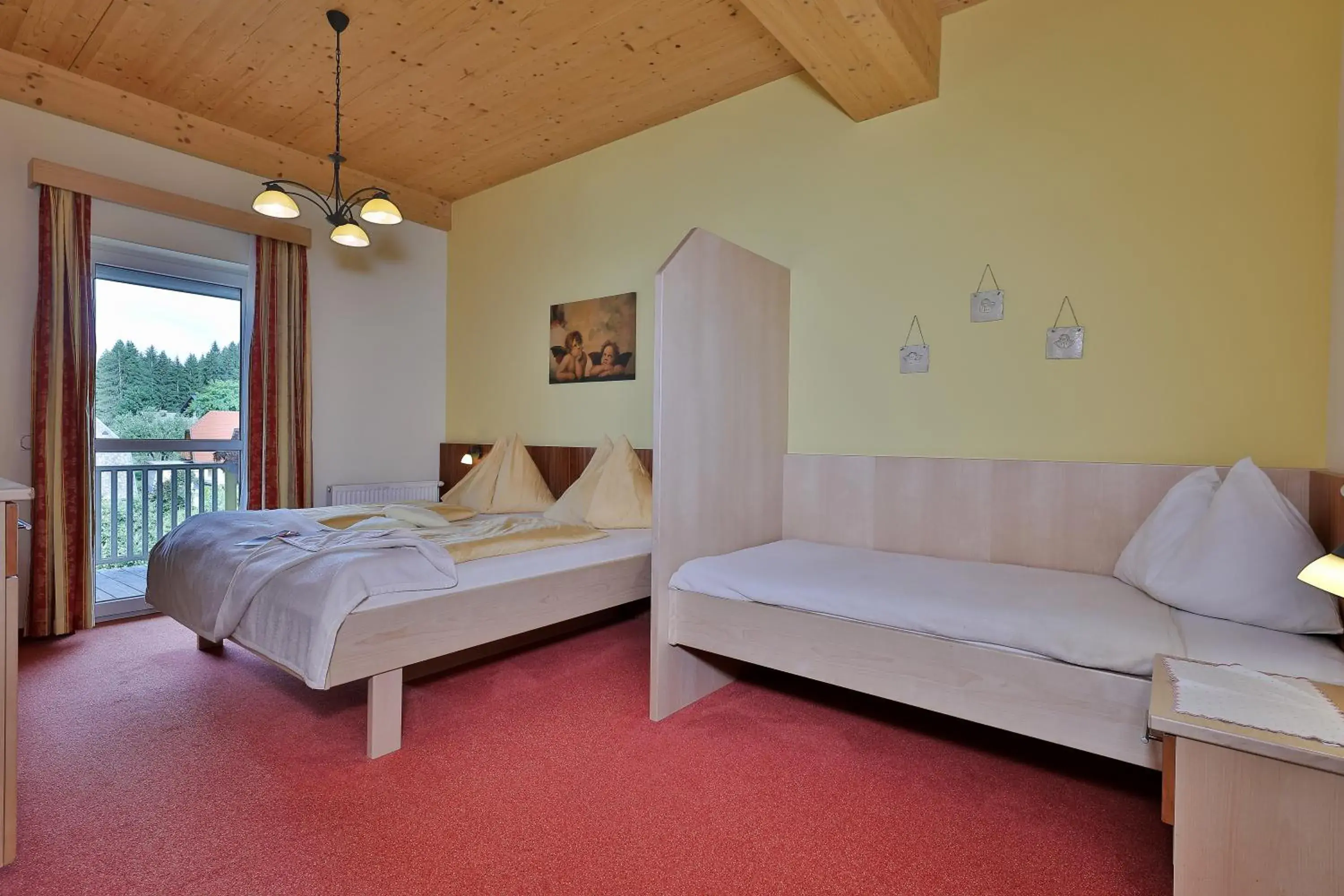 Family Room in Hotel Garni Zerza Family Room in Hotel Garni Zerza