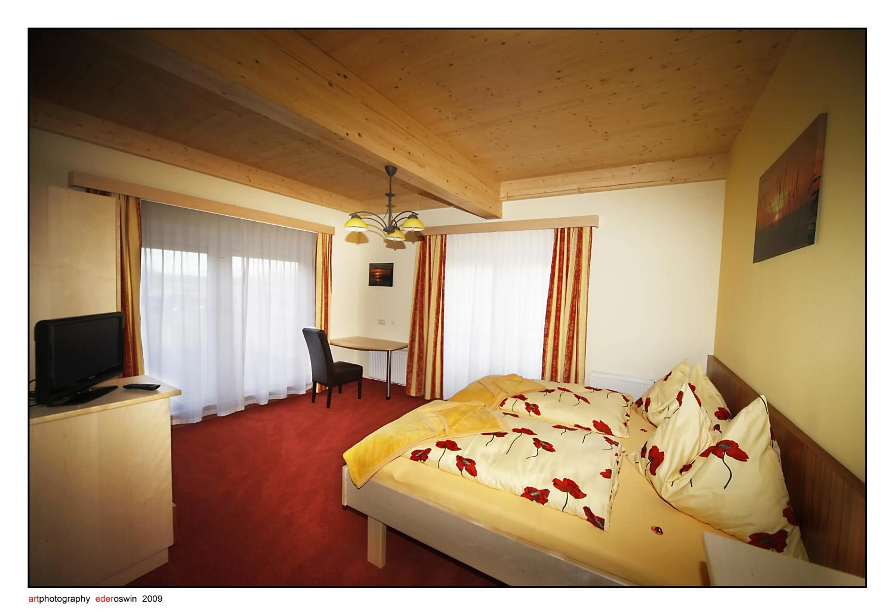 Bedroom, Bed in Hotel Garni Zerza