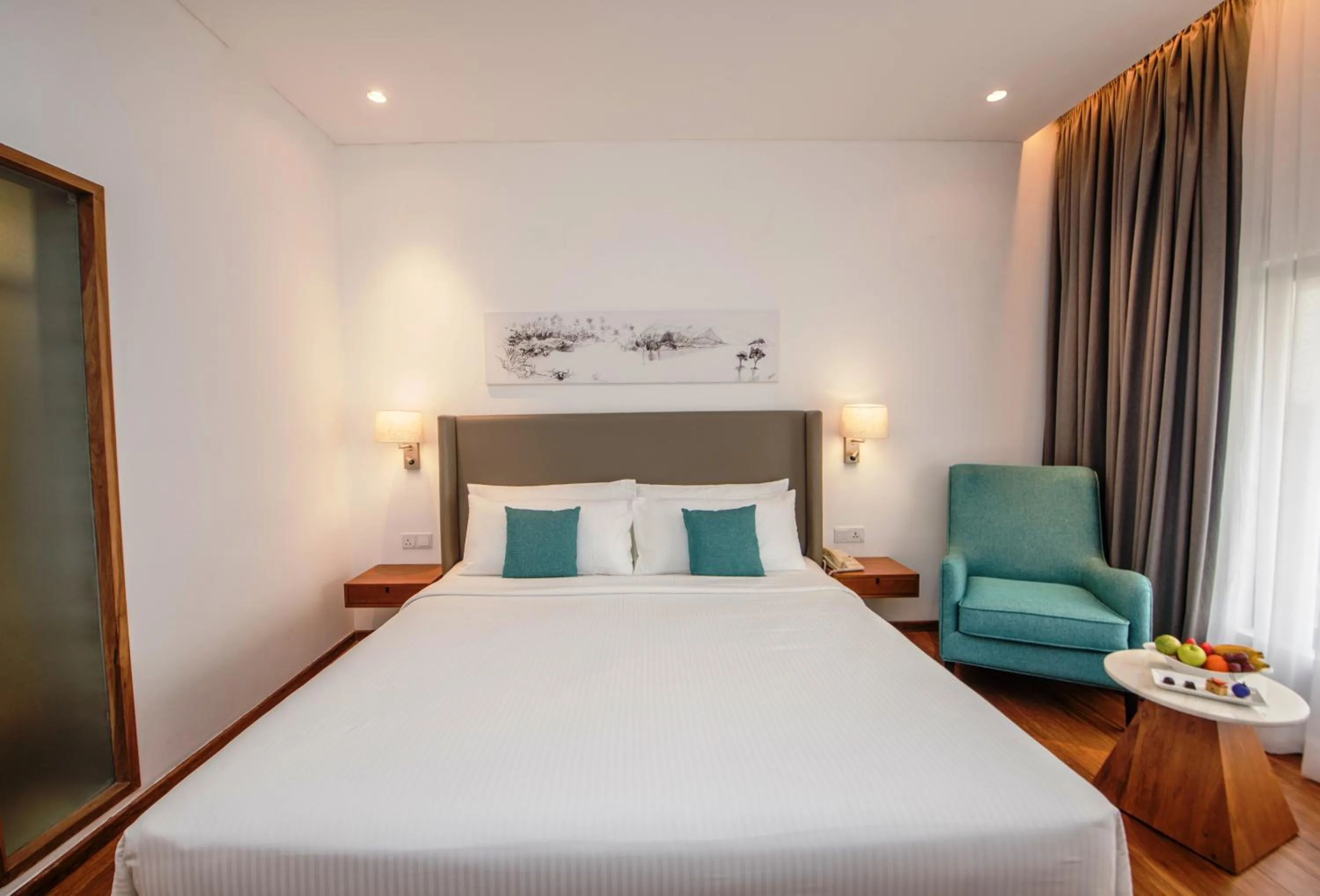 Bed in Vivanta Colombo, Airport Garden