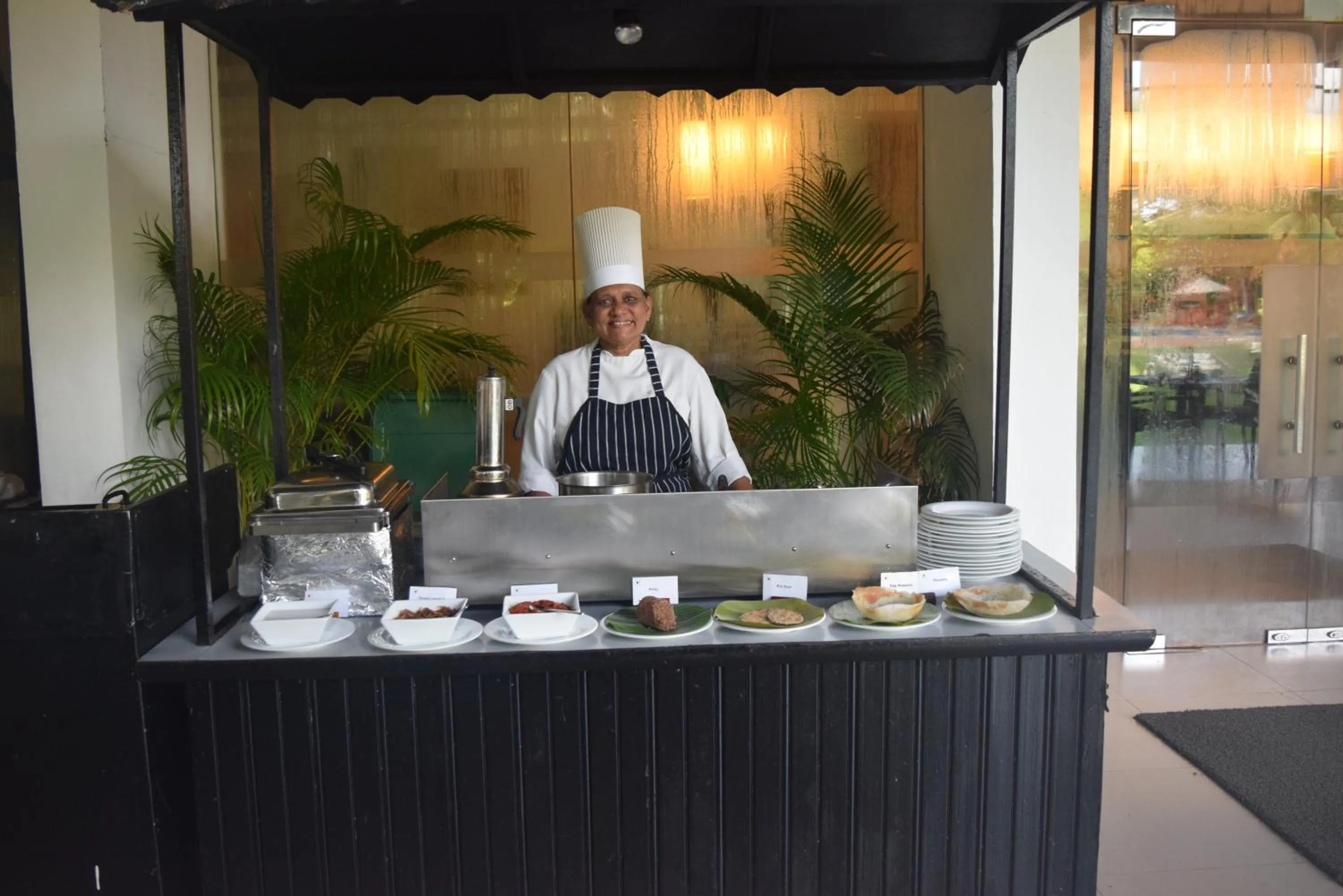 Restaurant/places to eat in Vivanta Colombo, Airport Garden