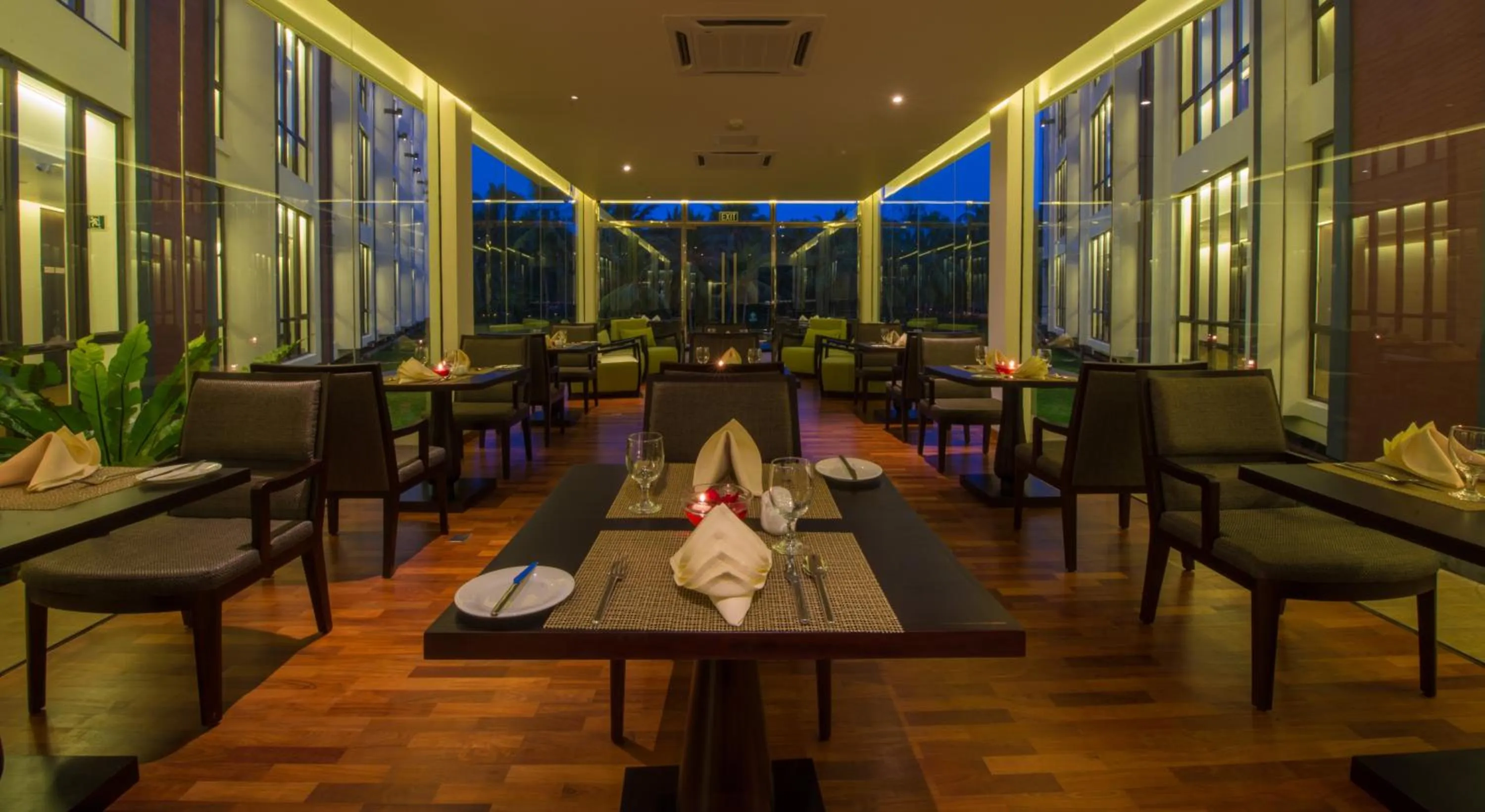 Restaurant/places to eat in Vivanta Colombo, Airport Garden
