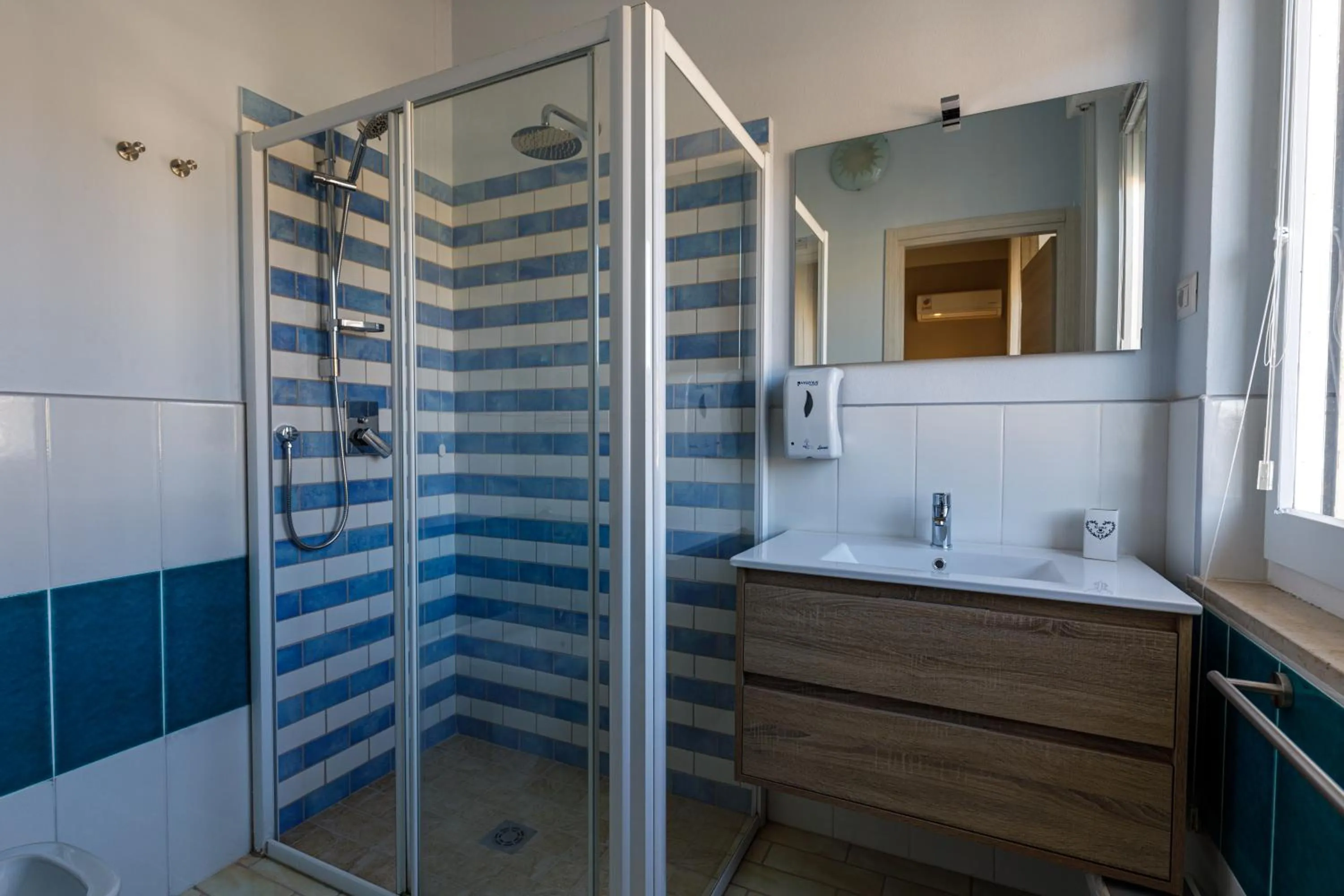 Shower in Casa Tacconi