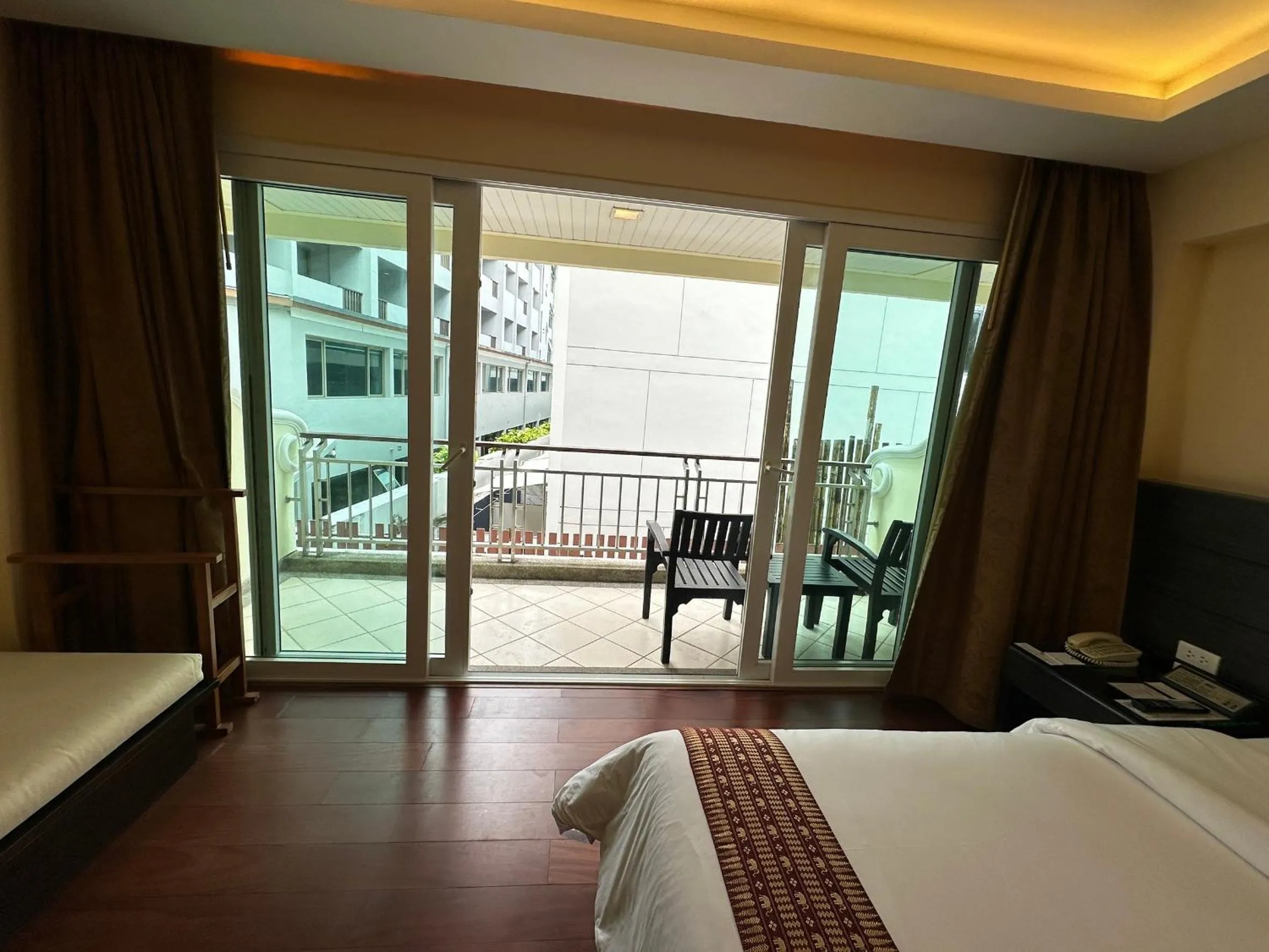 Bed in R-Mar Resort and Spa Patong, Phuket