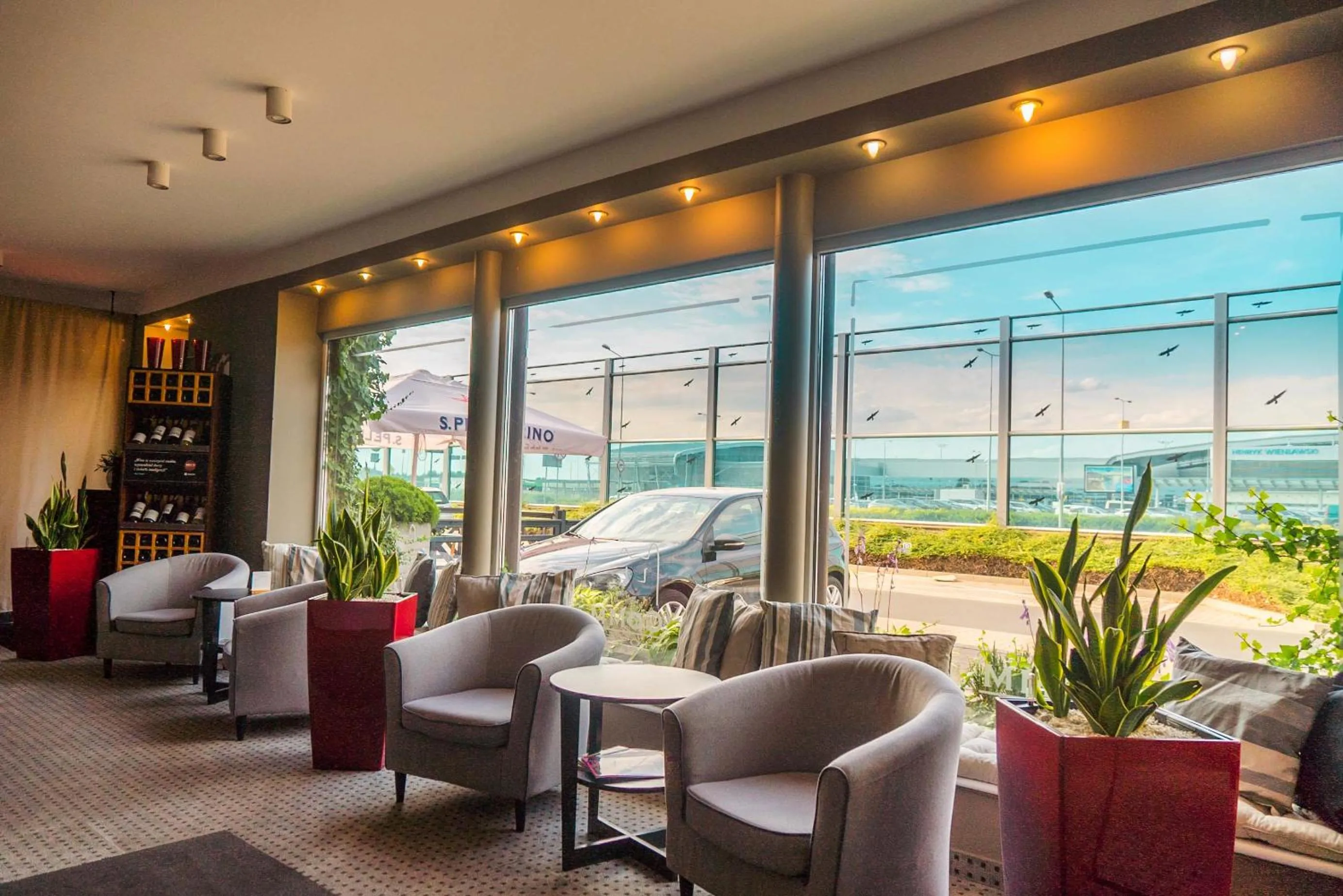 Comm Hotel Poznań Airport