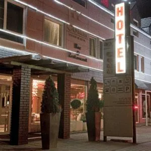 Facade/entrance in Comm Hotel Poznań Airport