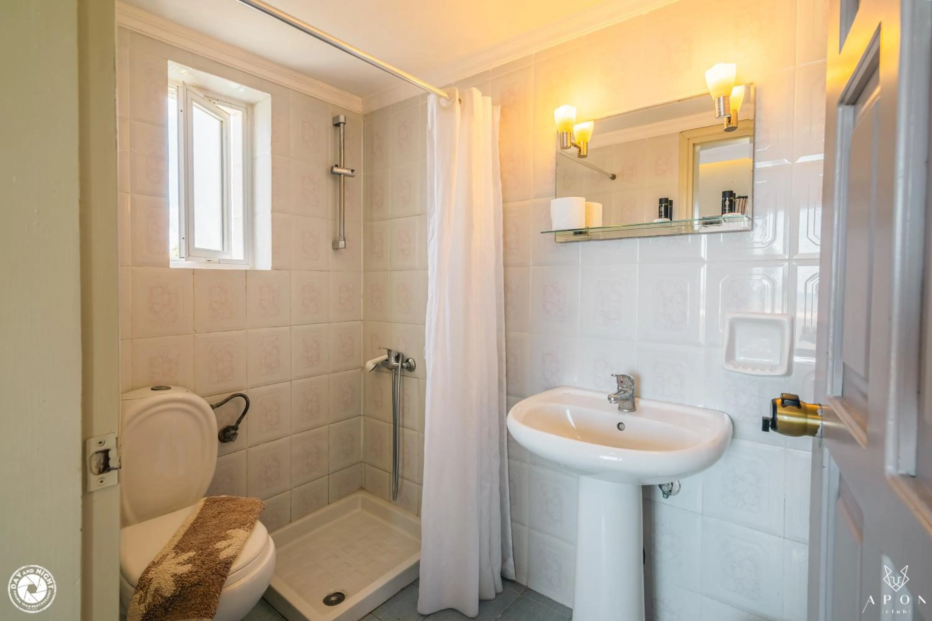 Bikakis Family Apartments